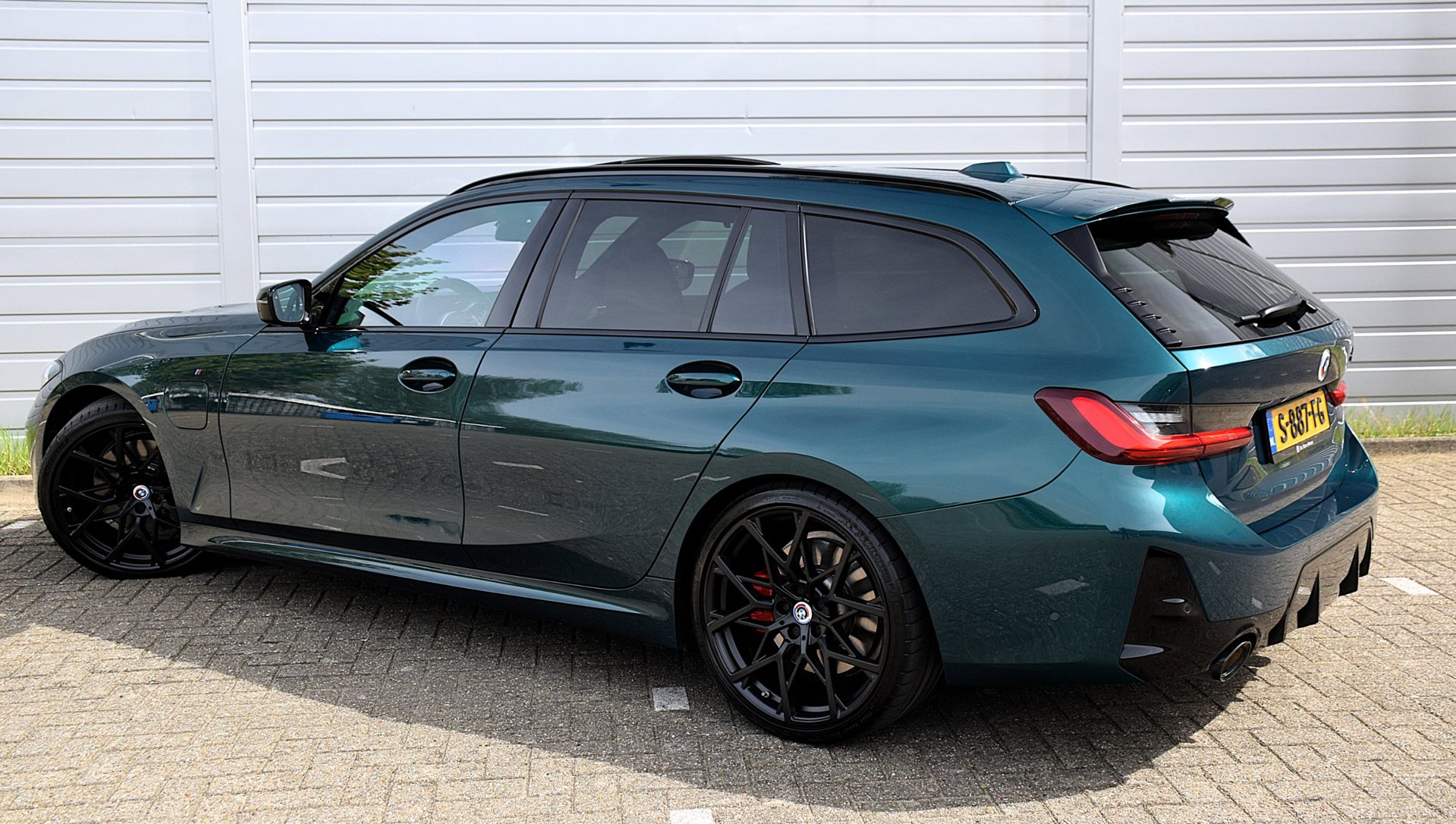 Foto van BMW 330e