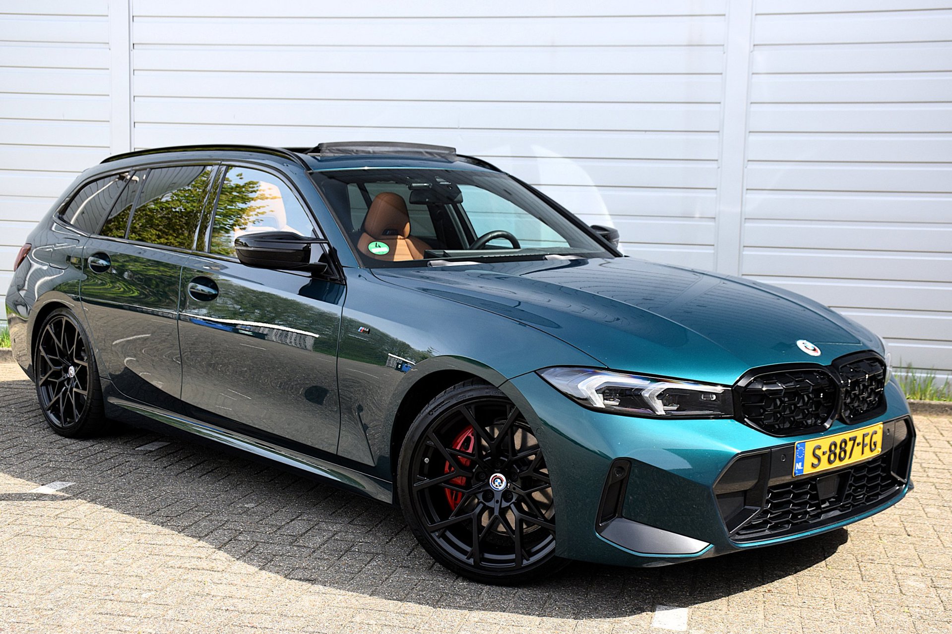 Foto van BMW 330e
