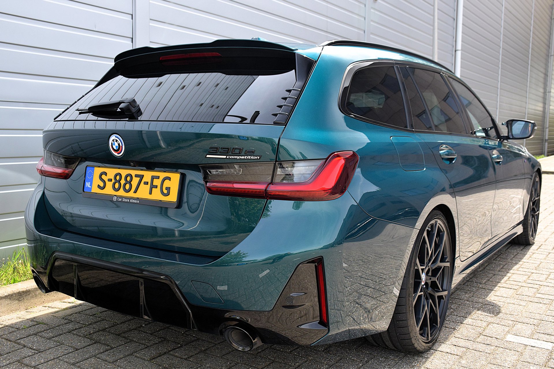 Foto van BMW 330e
