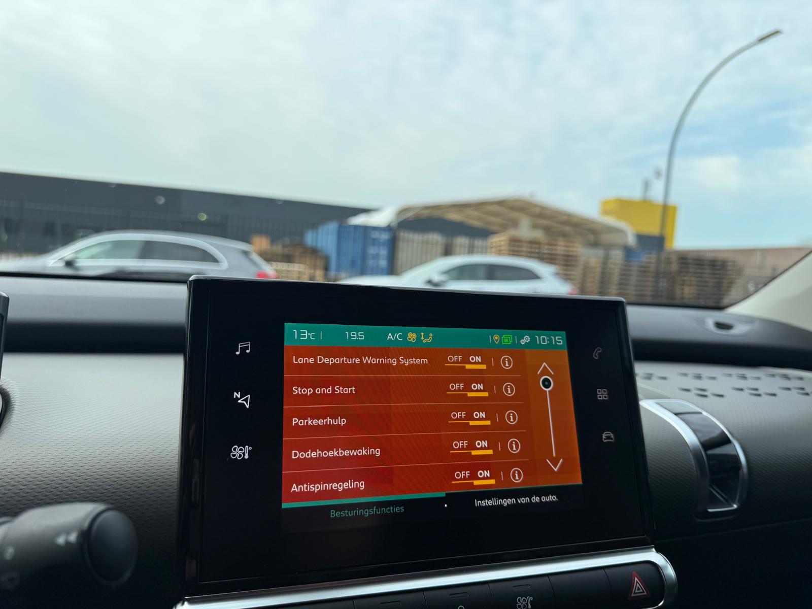 Foto van Citroen C4 Cactus
