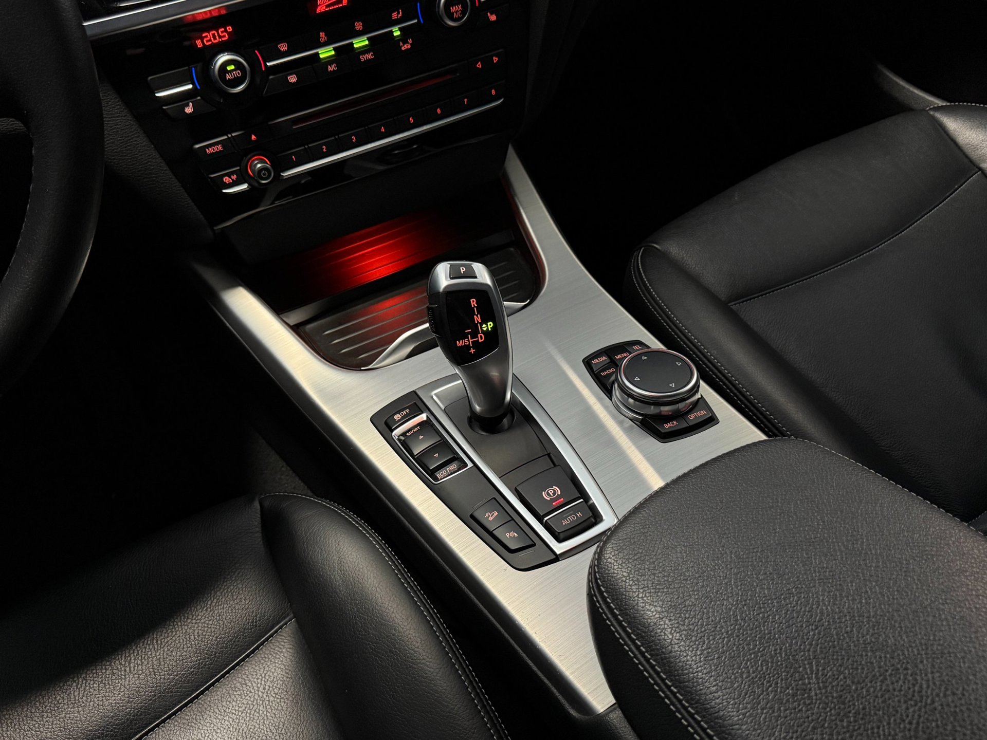Foto van BMW X4 Xdrive20i