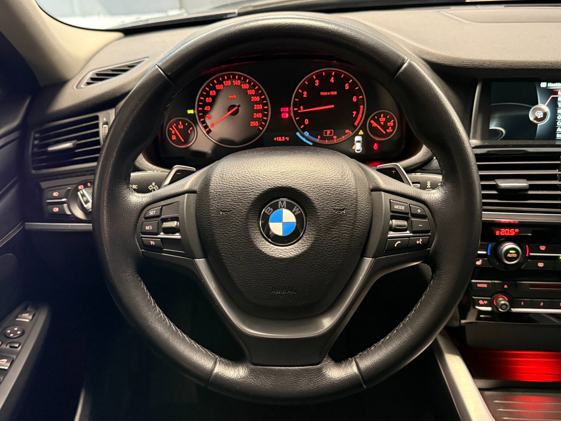 Foto van BMW X4 Xdrive20i