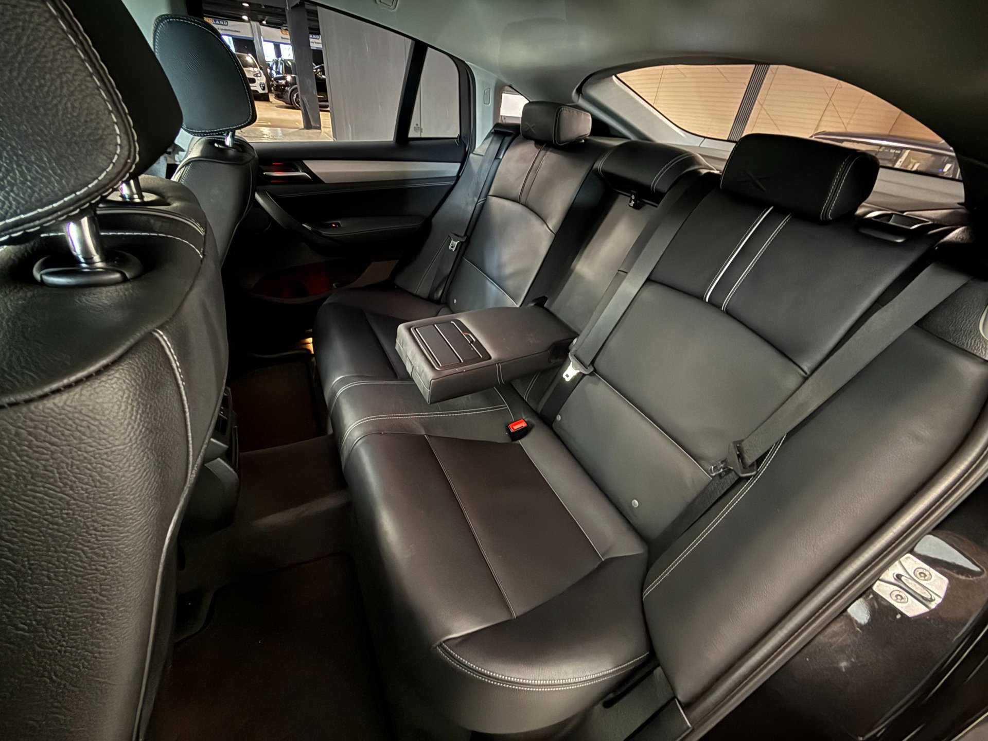 Foto van BMW X4 Xdrive20i