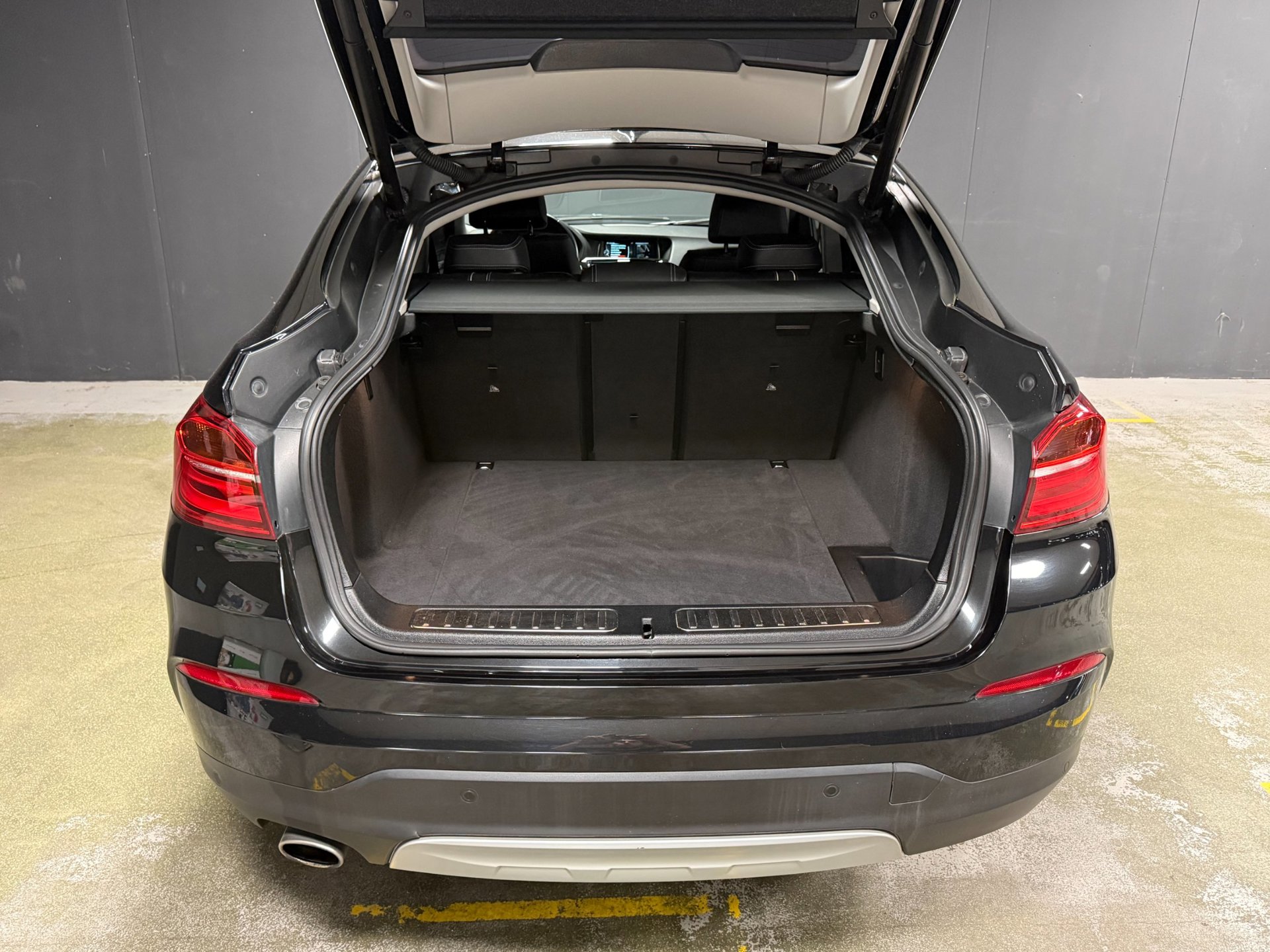 Foto van BMW X4 Xdrive20i
