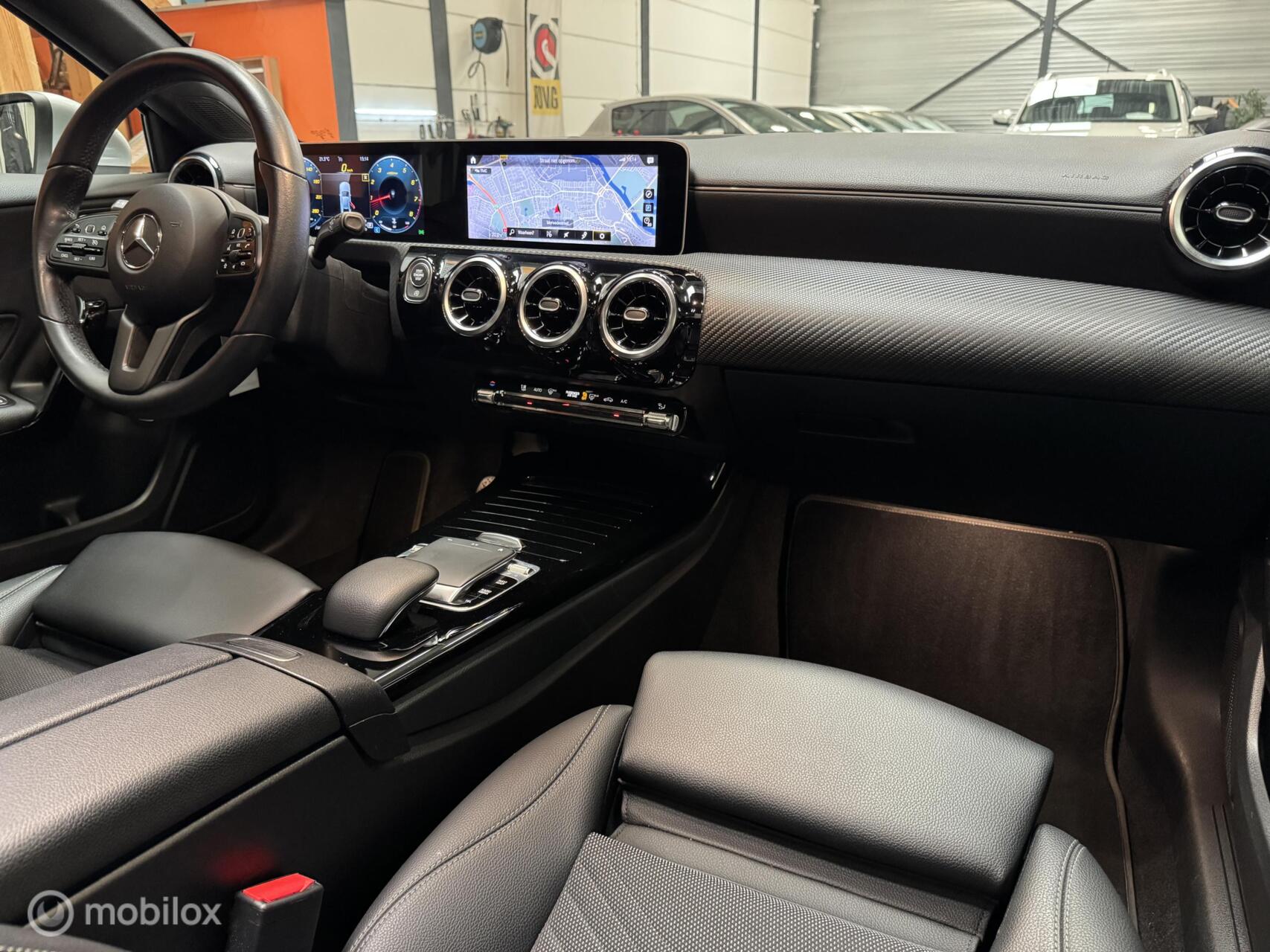Foto van Mercedes-Benz A 200