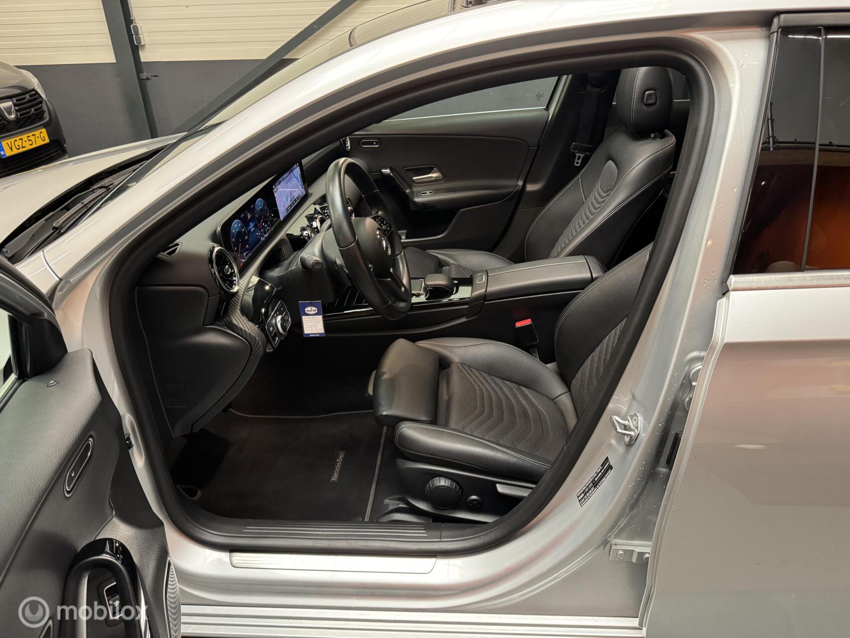 Foto van Mercedes-Benz A 200