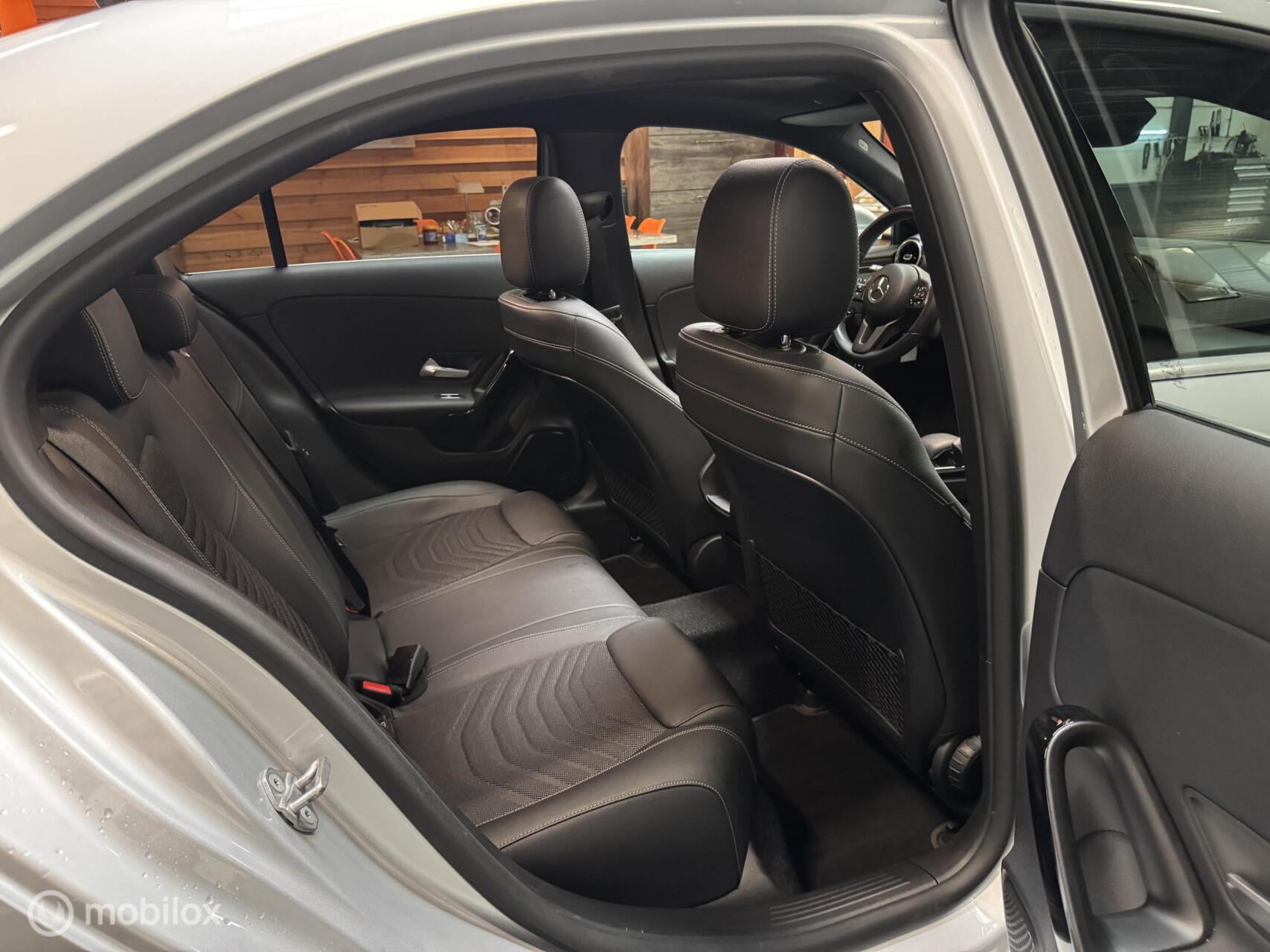 Foto van Mercedes-Benz A 200