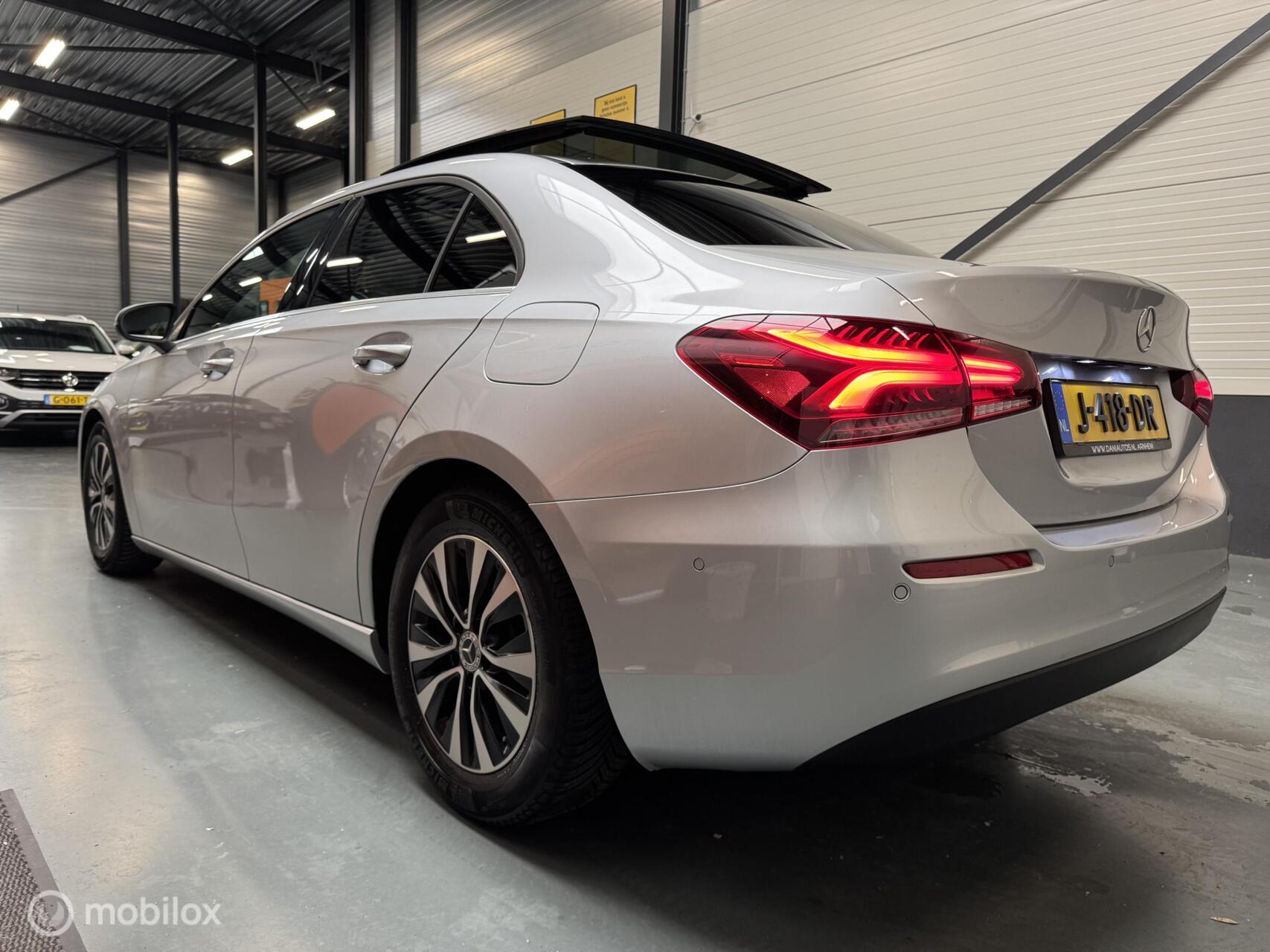 Foto van Mercedes-Benz A 200