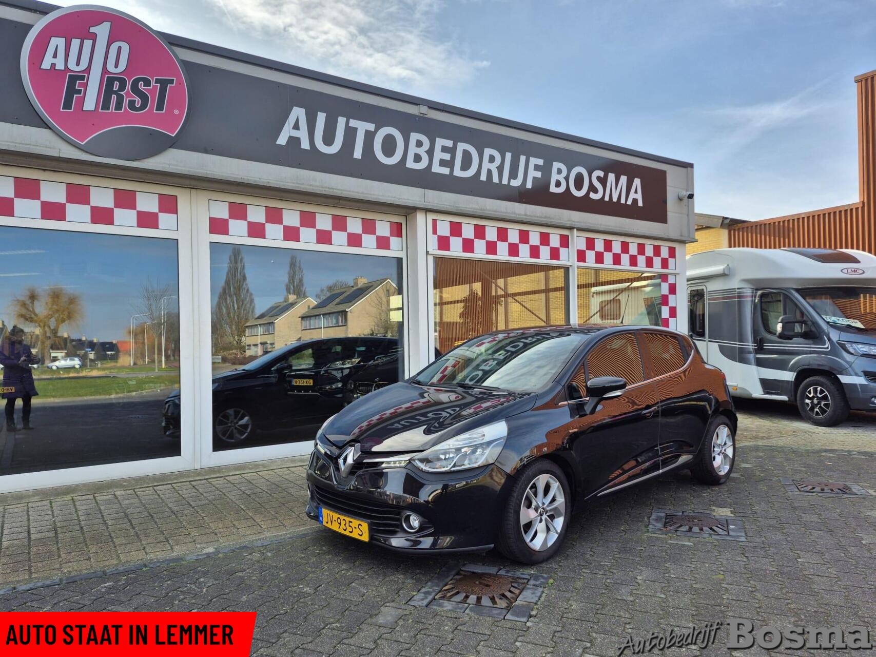 Renault Clio 0.9 TCe Eco2 Limited motor 50000km gedraaid 2016 - voorkant
