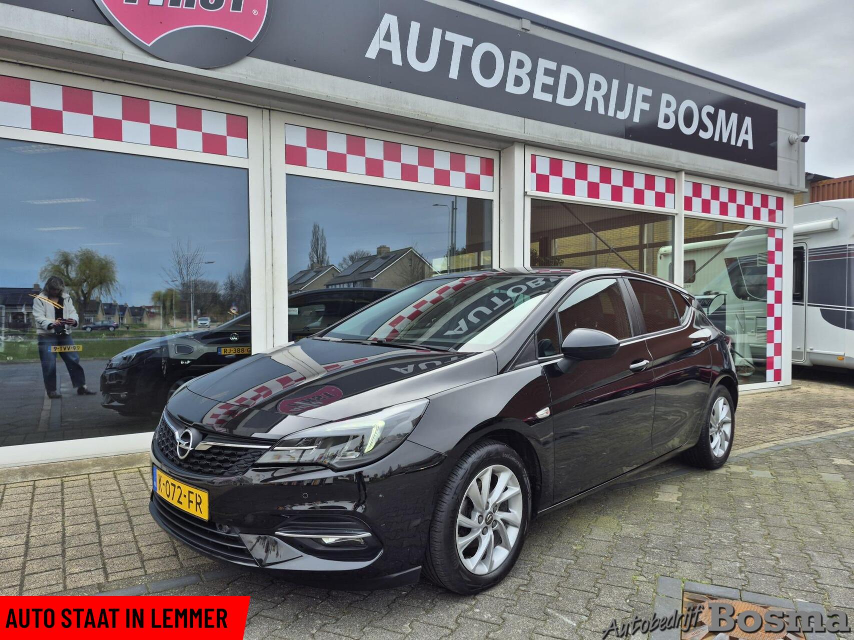 Opel Astra 1.2 Blitz Elegance 2020 - voorkant