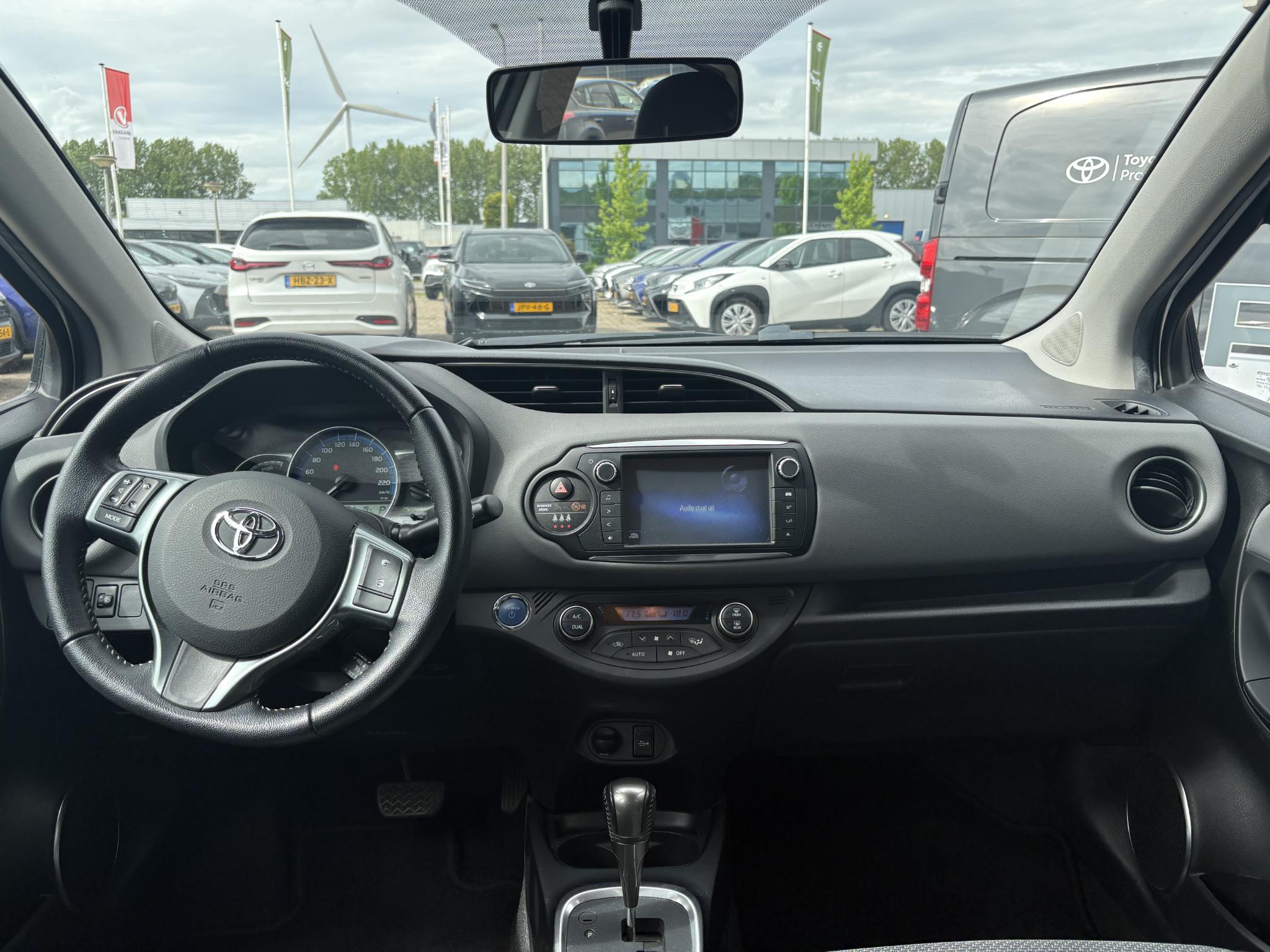 Foto van Toyota Toyota Yaris Hybrid