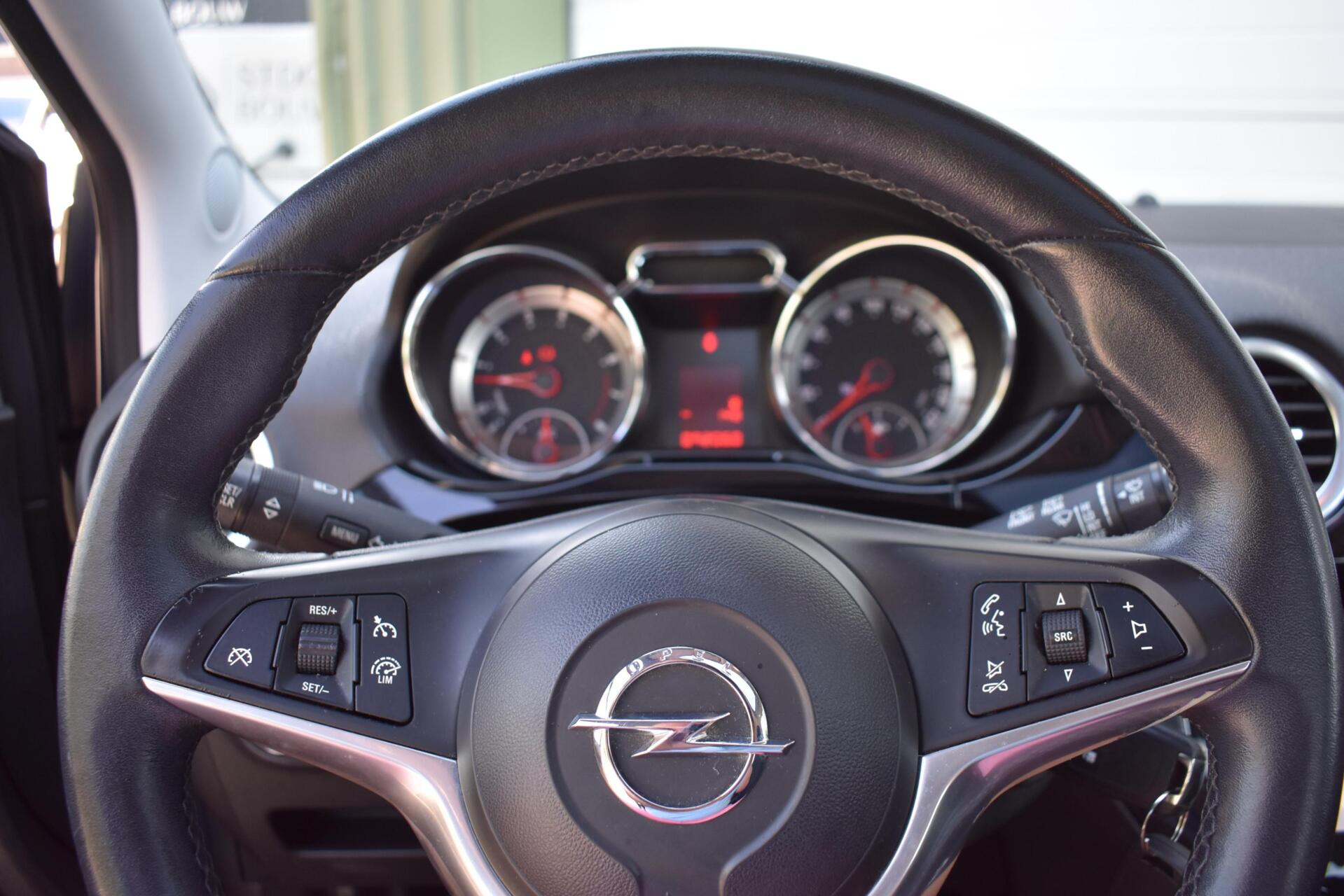Foto van Opel Adam