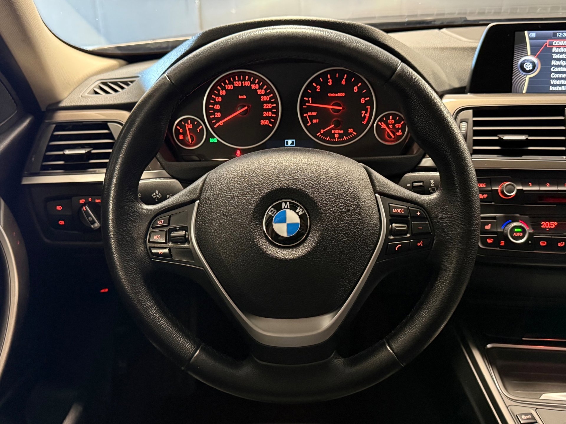 Foto van BMW 320i