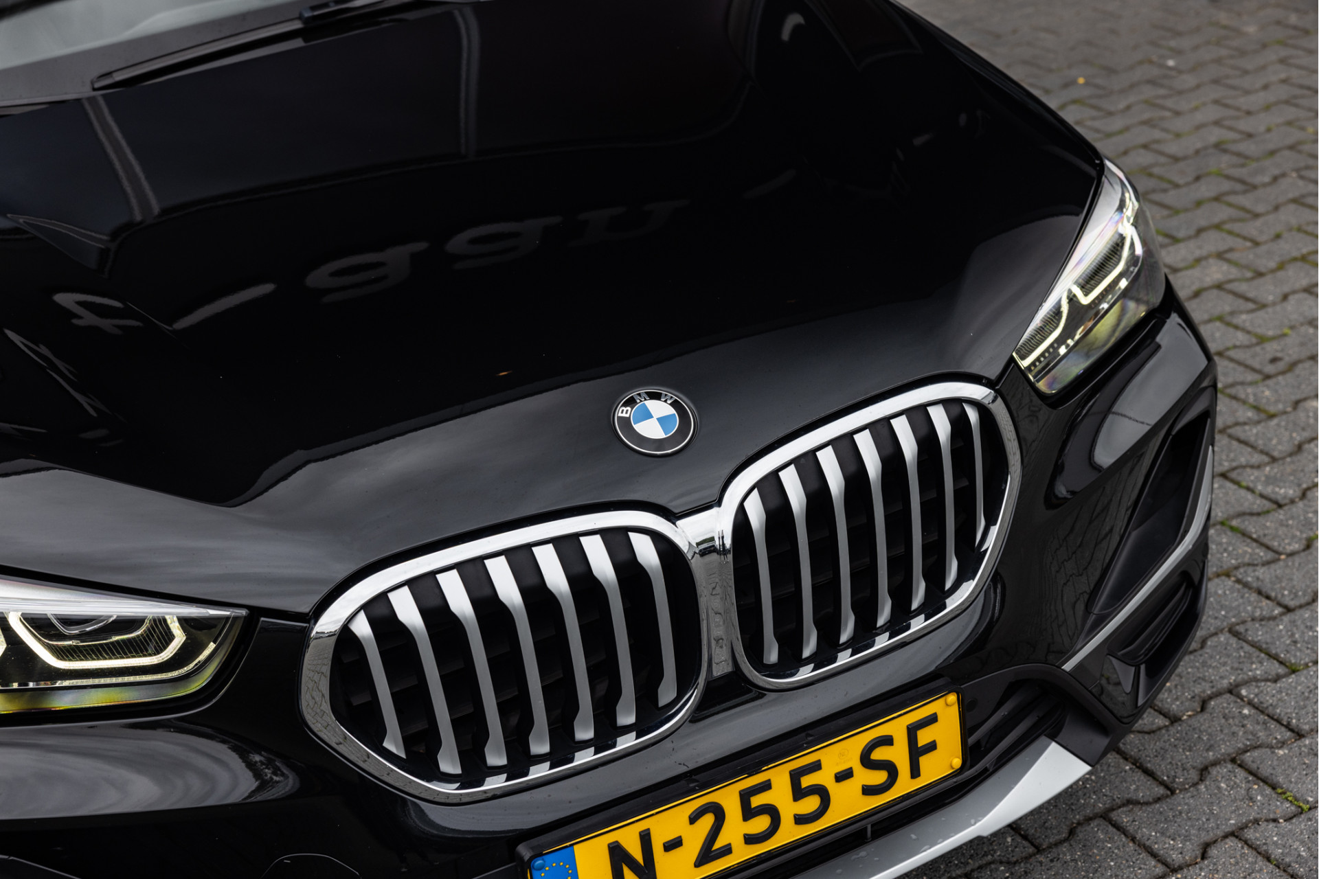 Foto van BMW X1 Xdrive25e