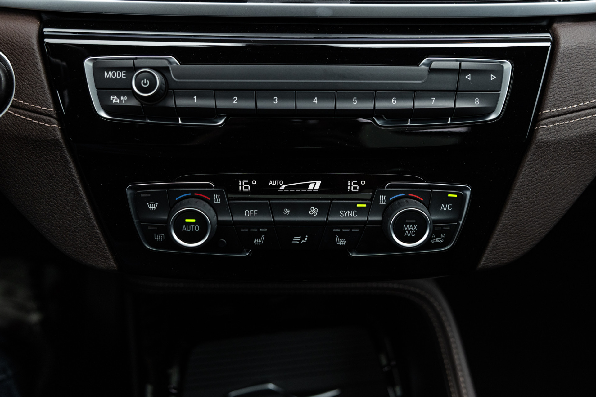 Foto van BMW X1 Xdrive25e