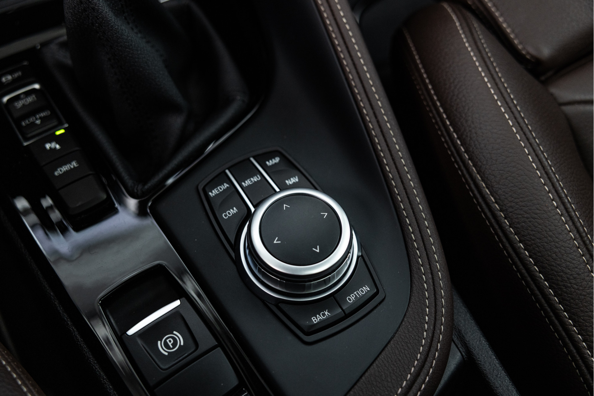 Foto van BMW X1 Xdrive25e