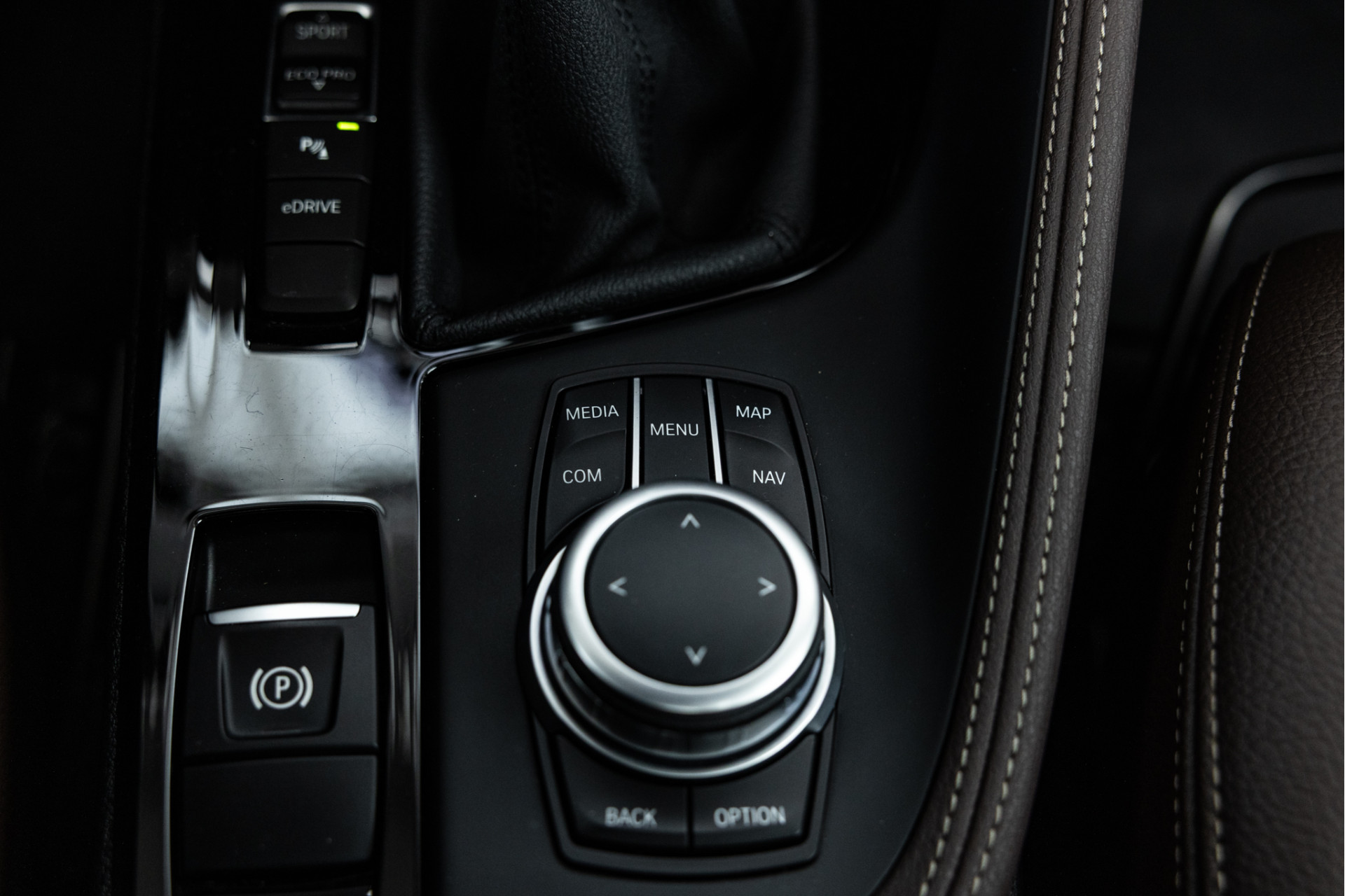 Foto van BMW X1 Xdrive25e