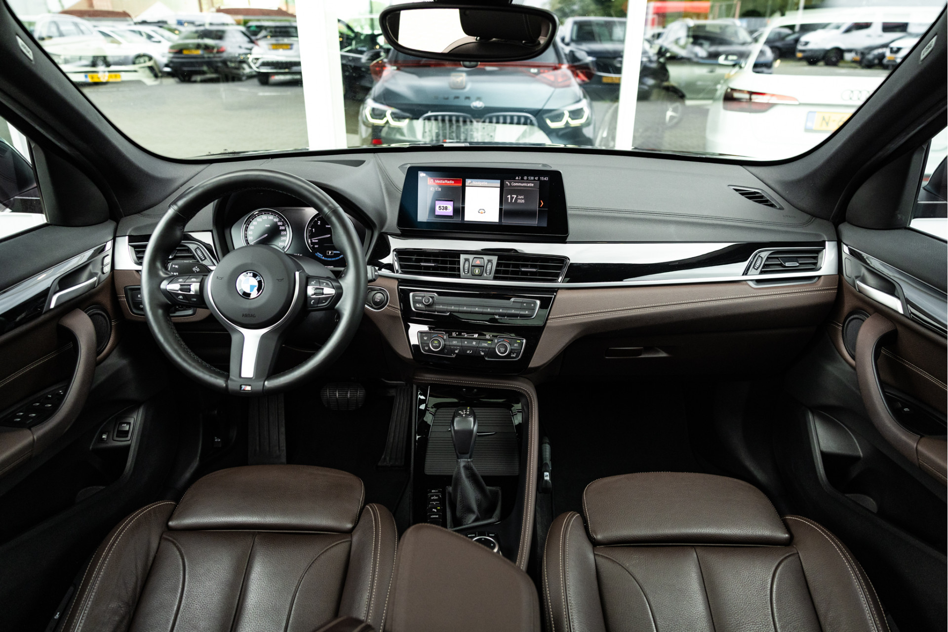 Foto van BMW X1 Xdrive25e