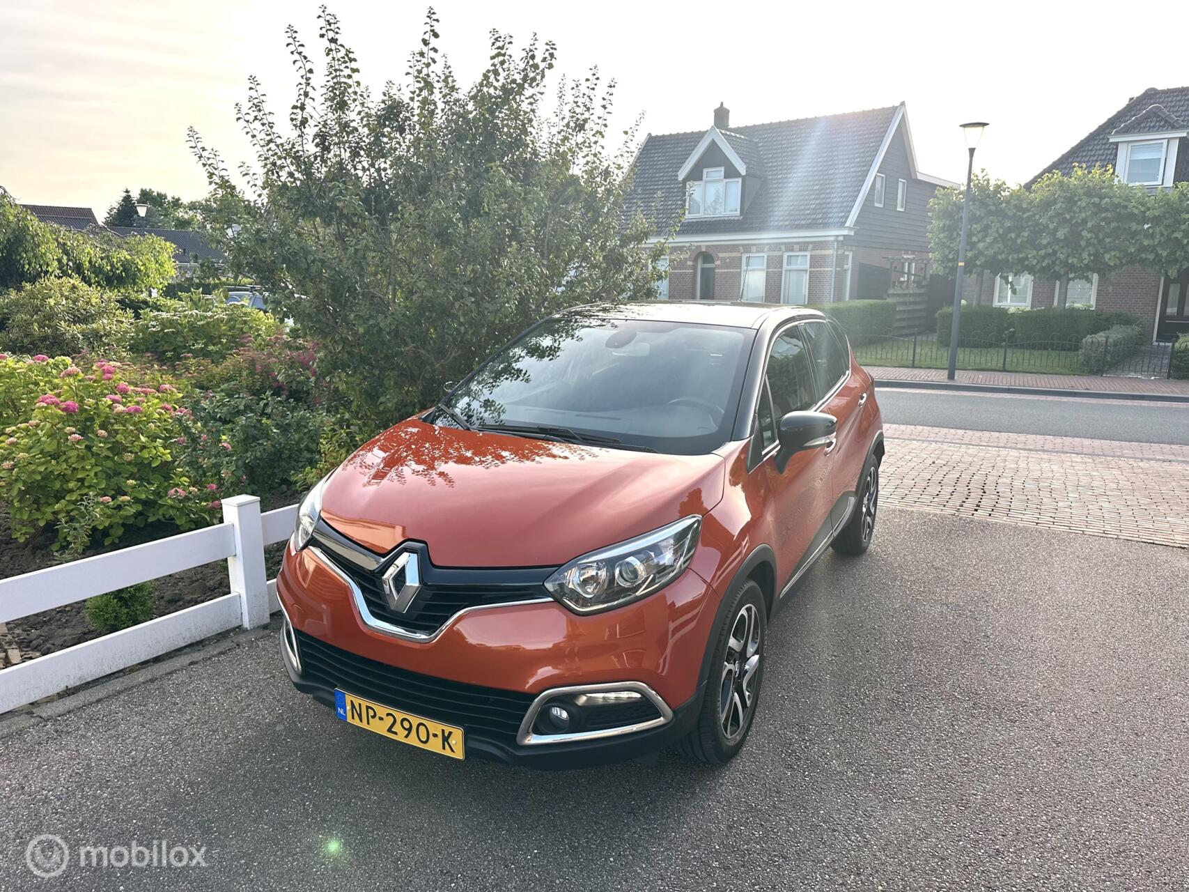 Renault Captur 1.2 TCe Dynamique AUTOMAAT 1E EIGENAAR AIRCO ACHTERUITRIJ CAMERA BLUETOOTH WEINIG KILOMETERS!! 2017 - voorkant