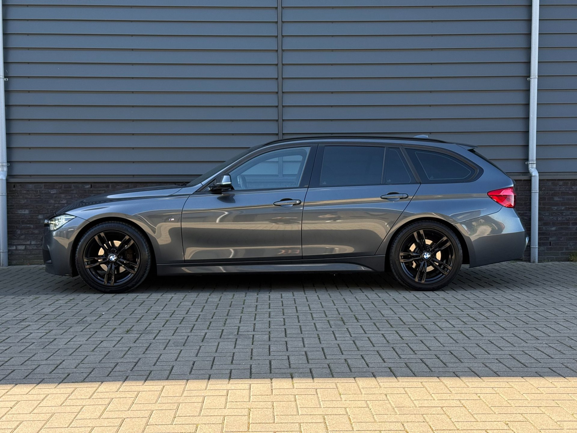 Foto van BMW 318i