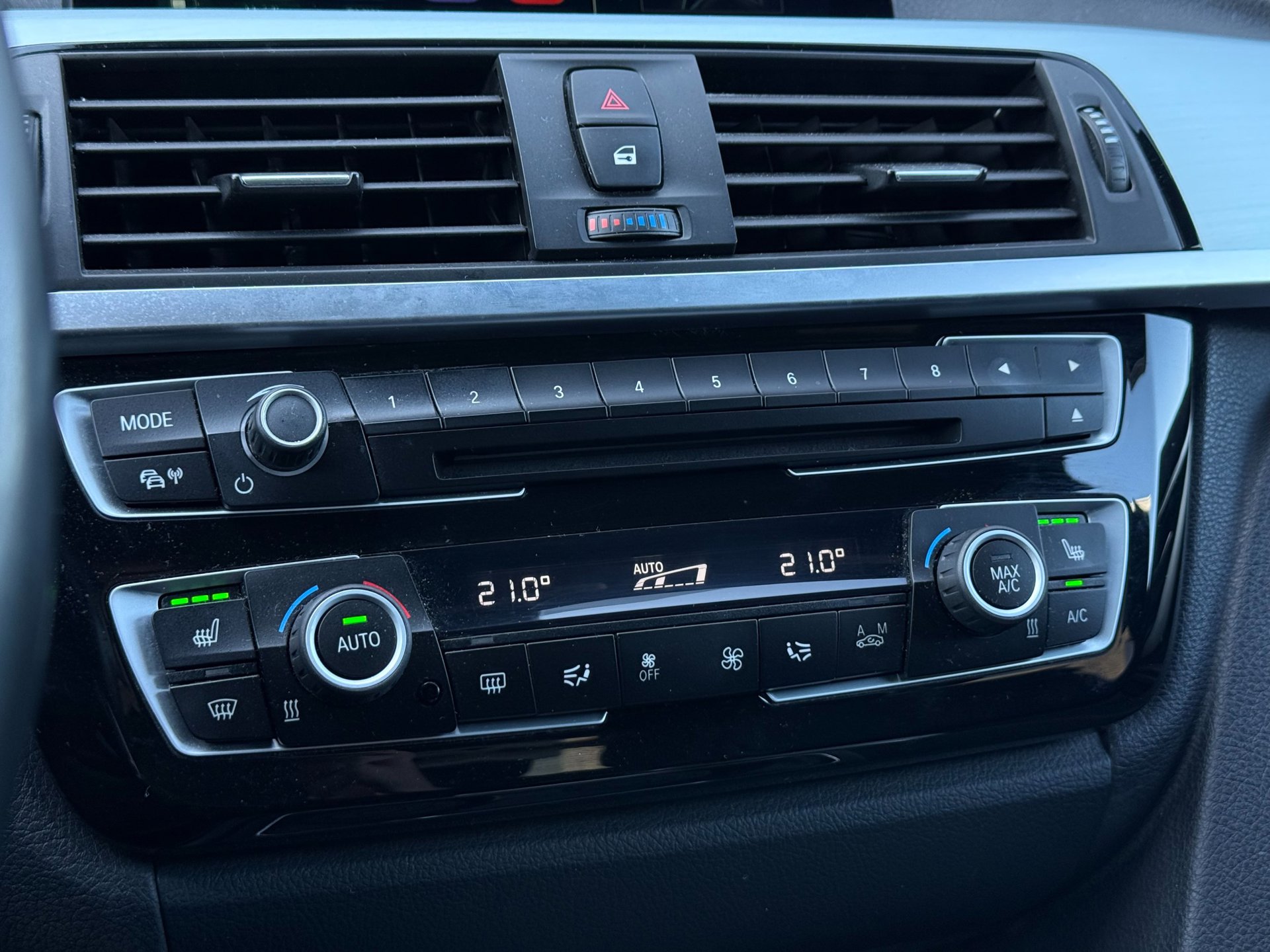 Foto van BMW 318i