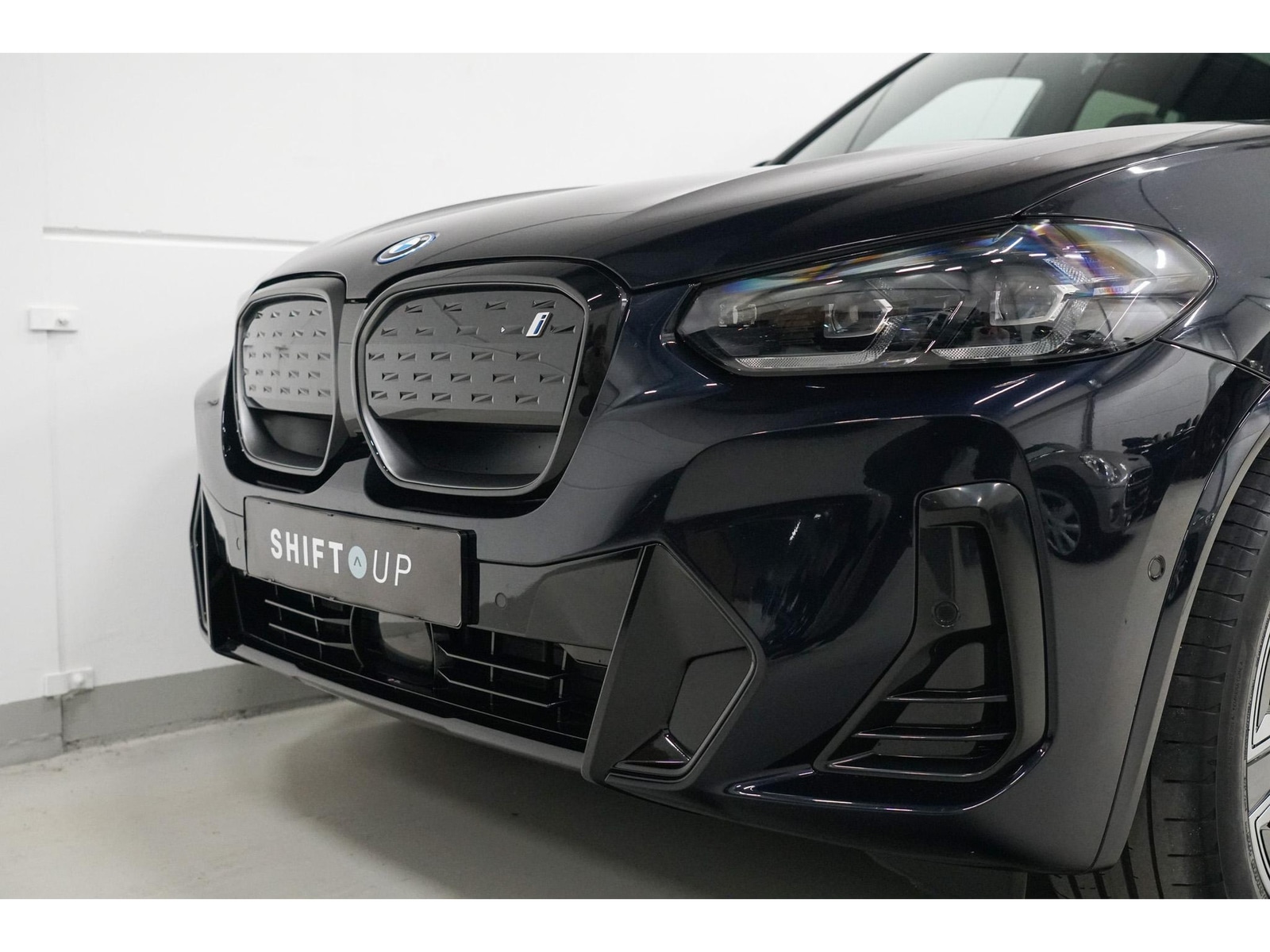 Foto van BMW Ix3