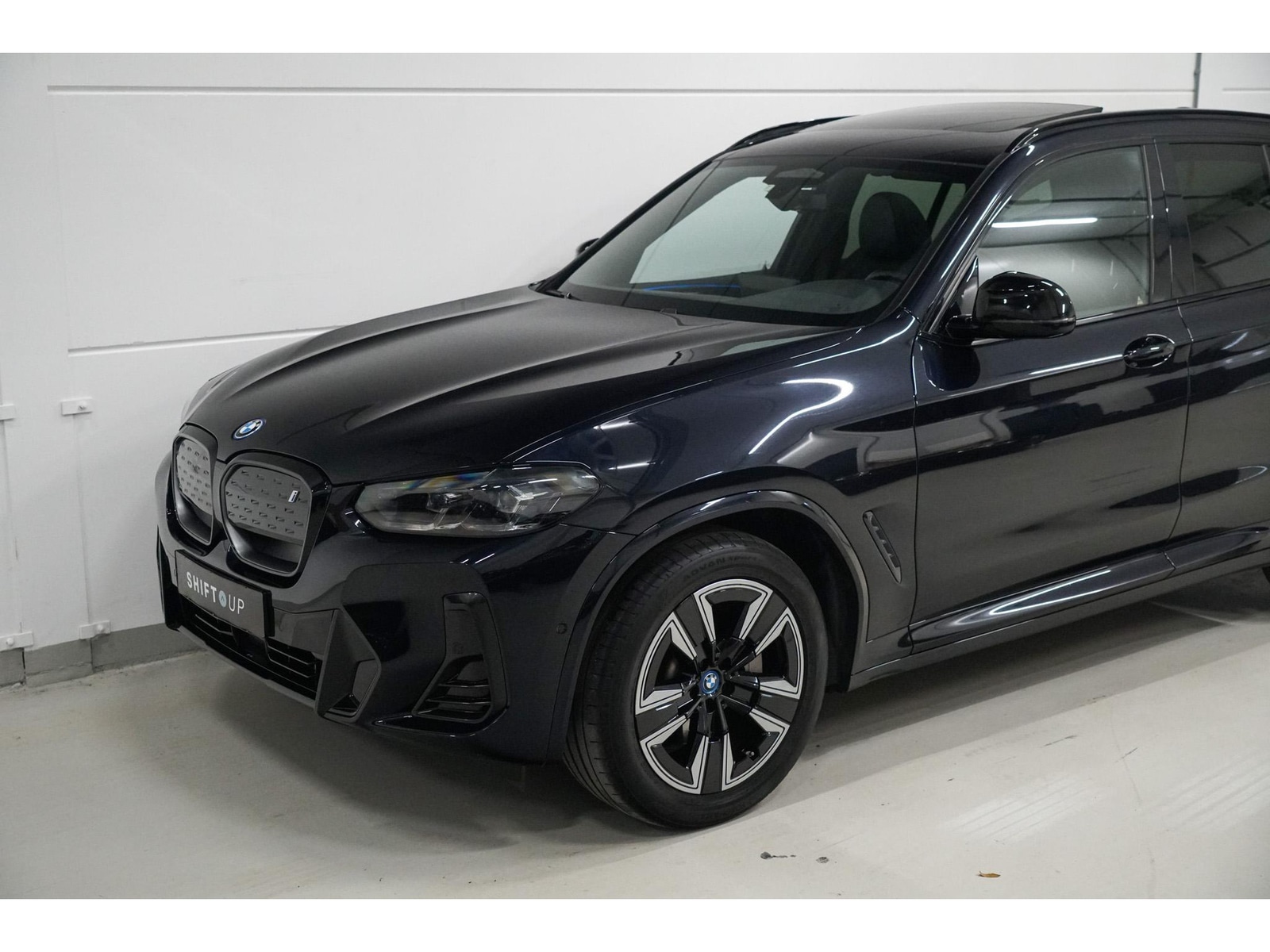 Foto van BMW Ix3