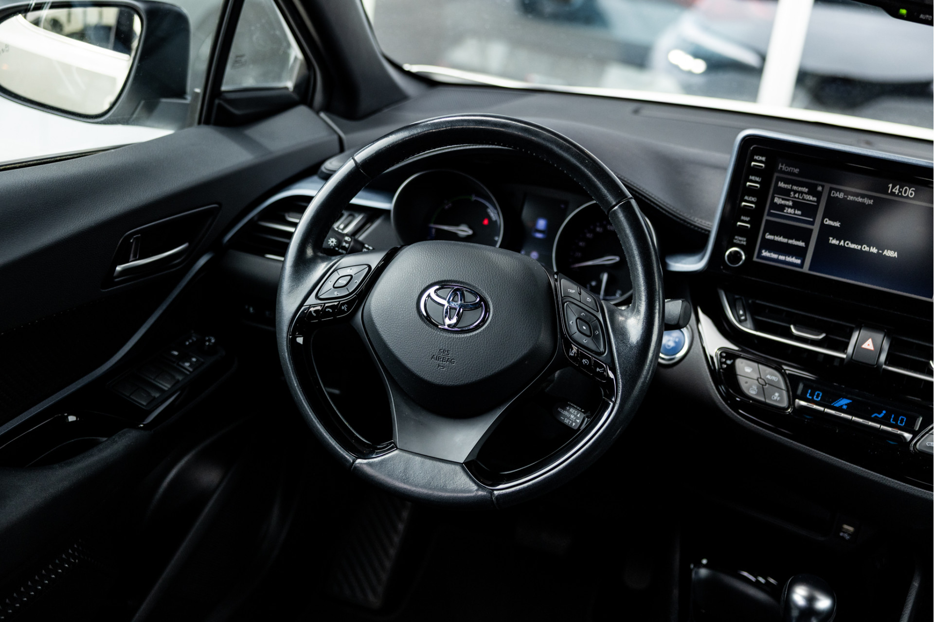 Foto van Toyota Toyota C-hr