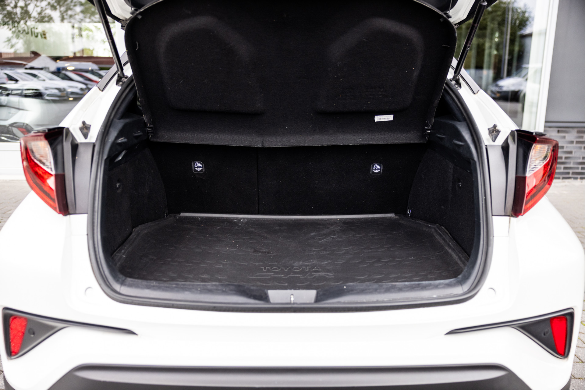 Foto van Toyota Toyota C-hr