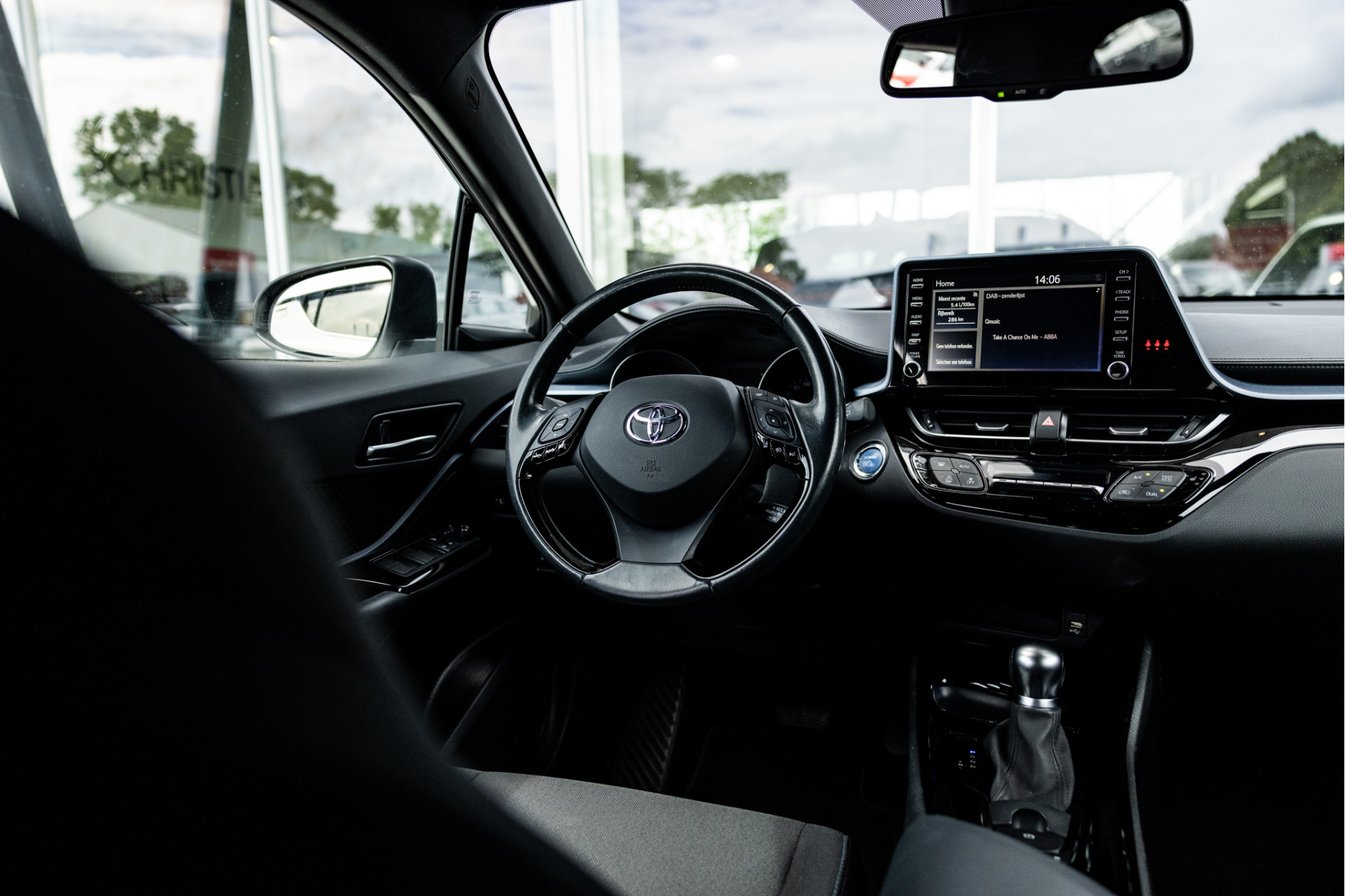 Foto van Toyota Toyota C-hr