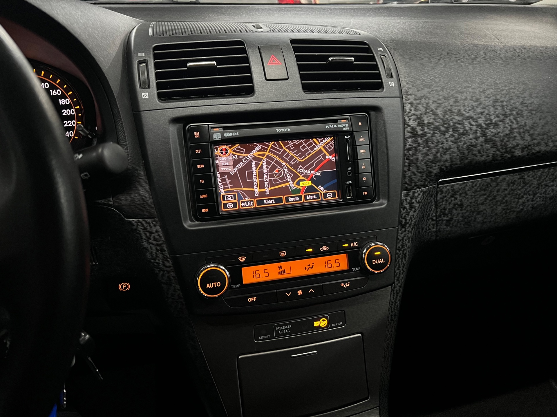 Foto van Toyota Toyota Avensis