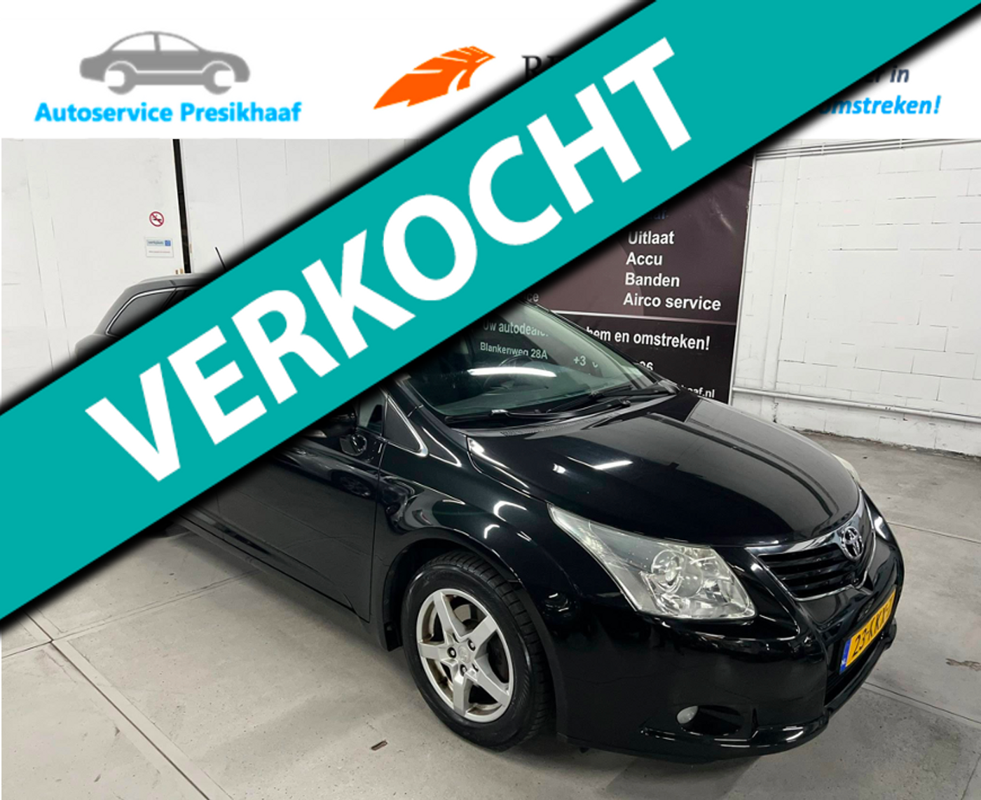 Toyota Toyota Avensis 1.8 VVTi Dynamic NAVIGATIE / LM VELGEN 2010 - voorkant