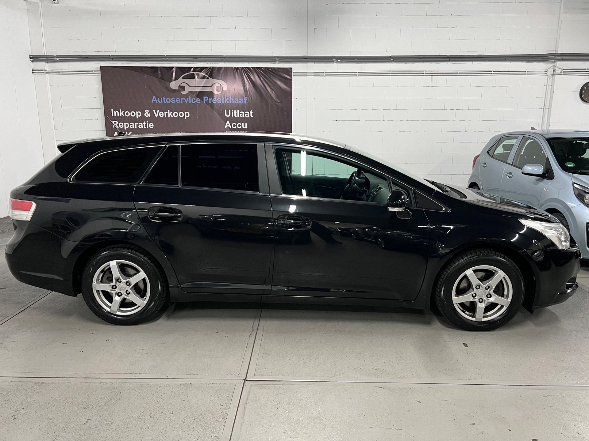 Foto van Toyota Toyota Avensis