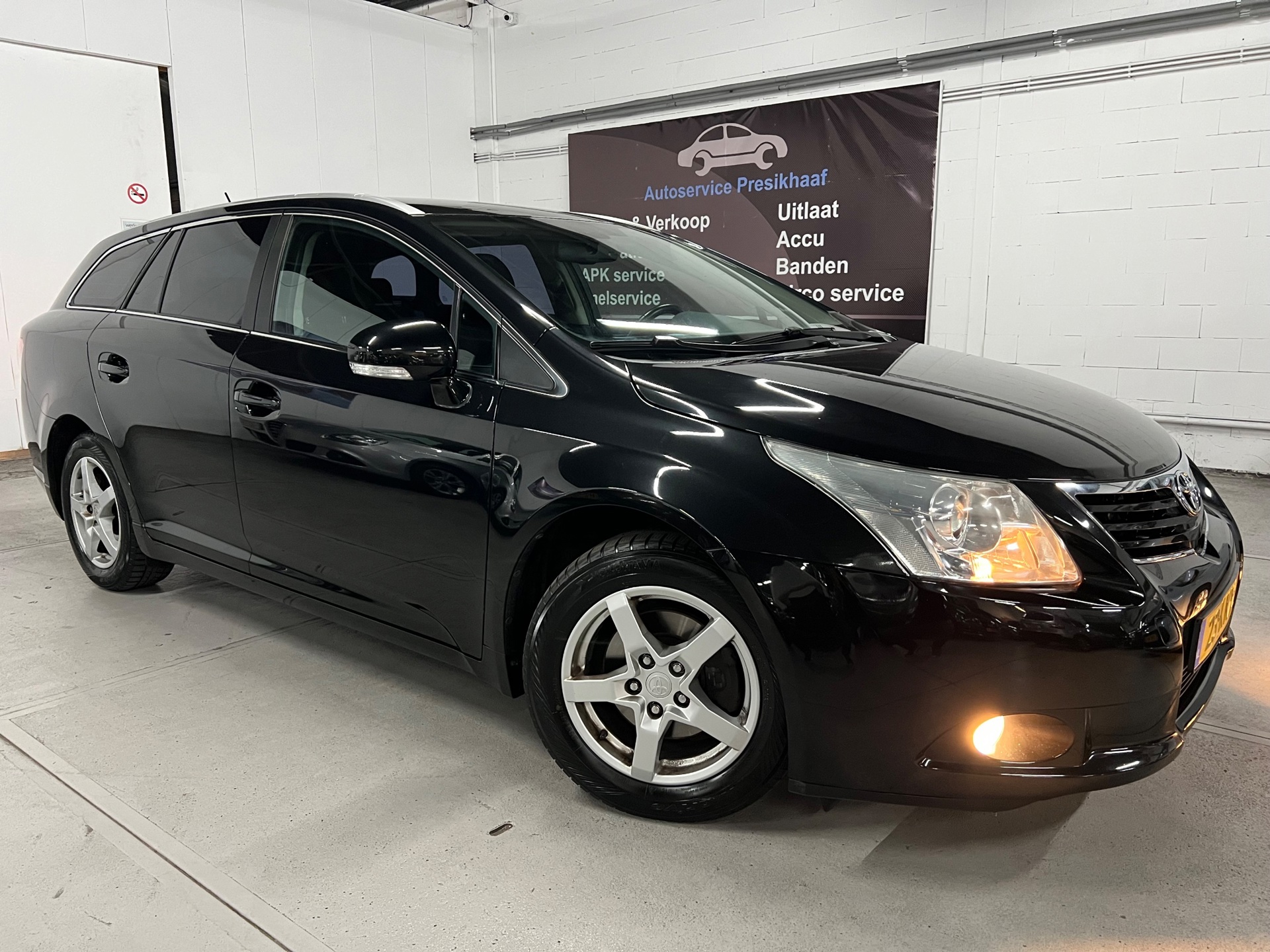 Foto van Toyota Toyota Avensis