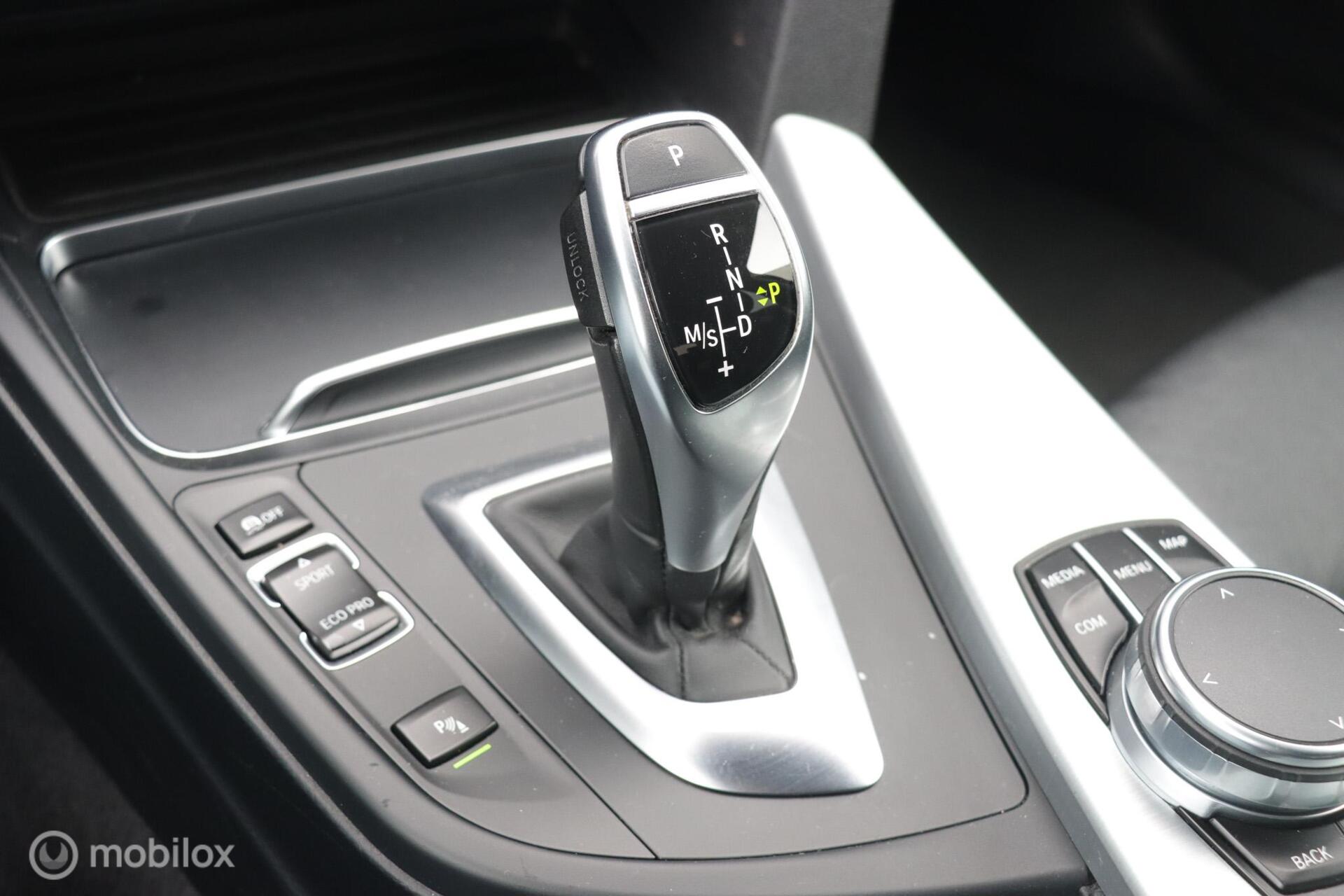 Foto van BMW 320i