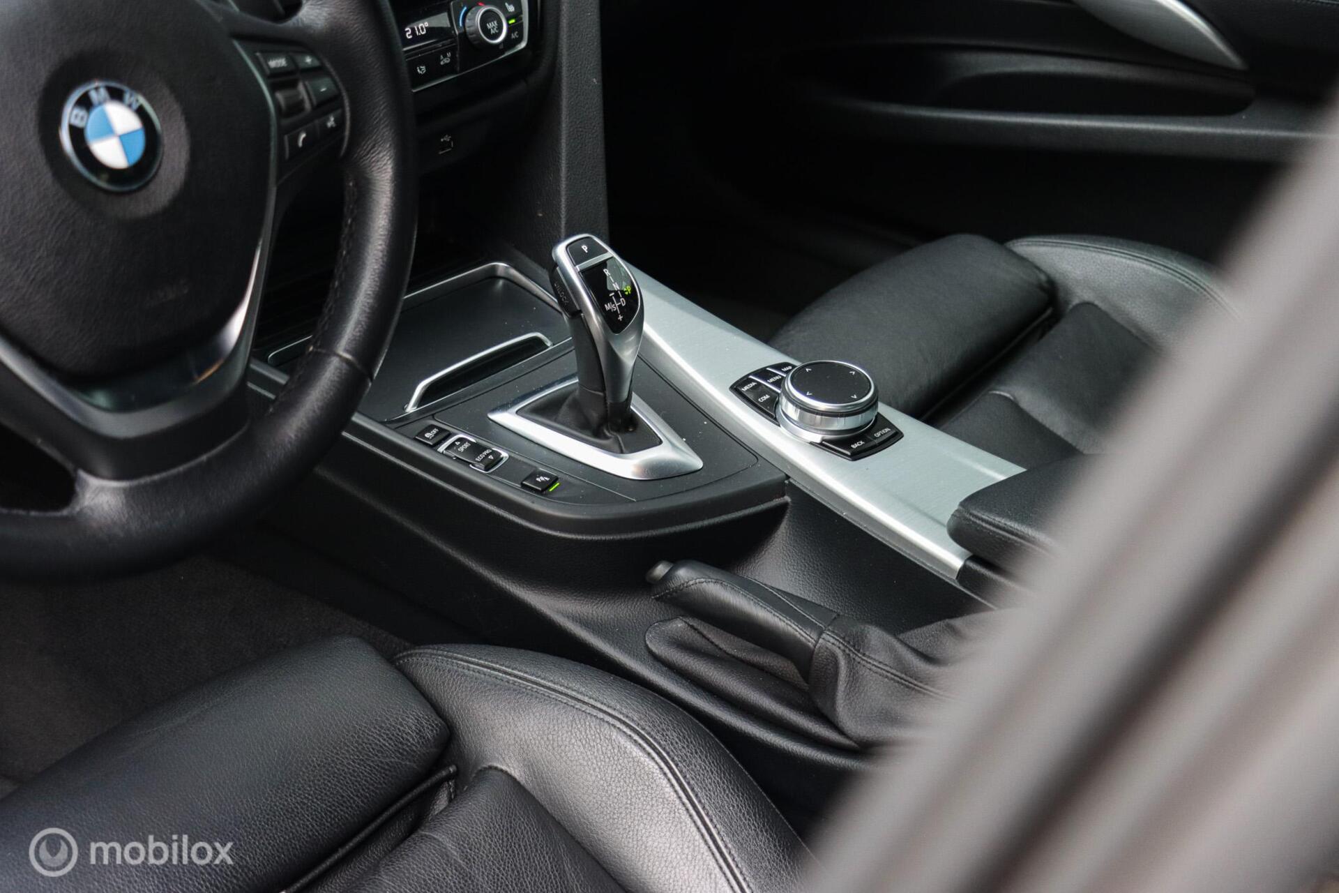 Foto van BMW 320i