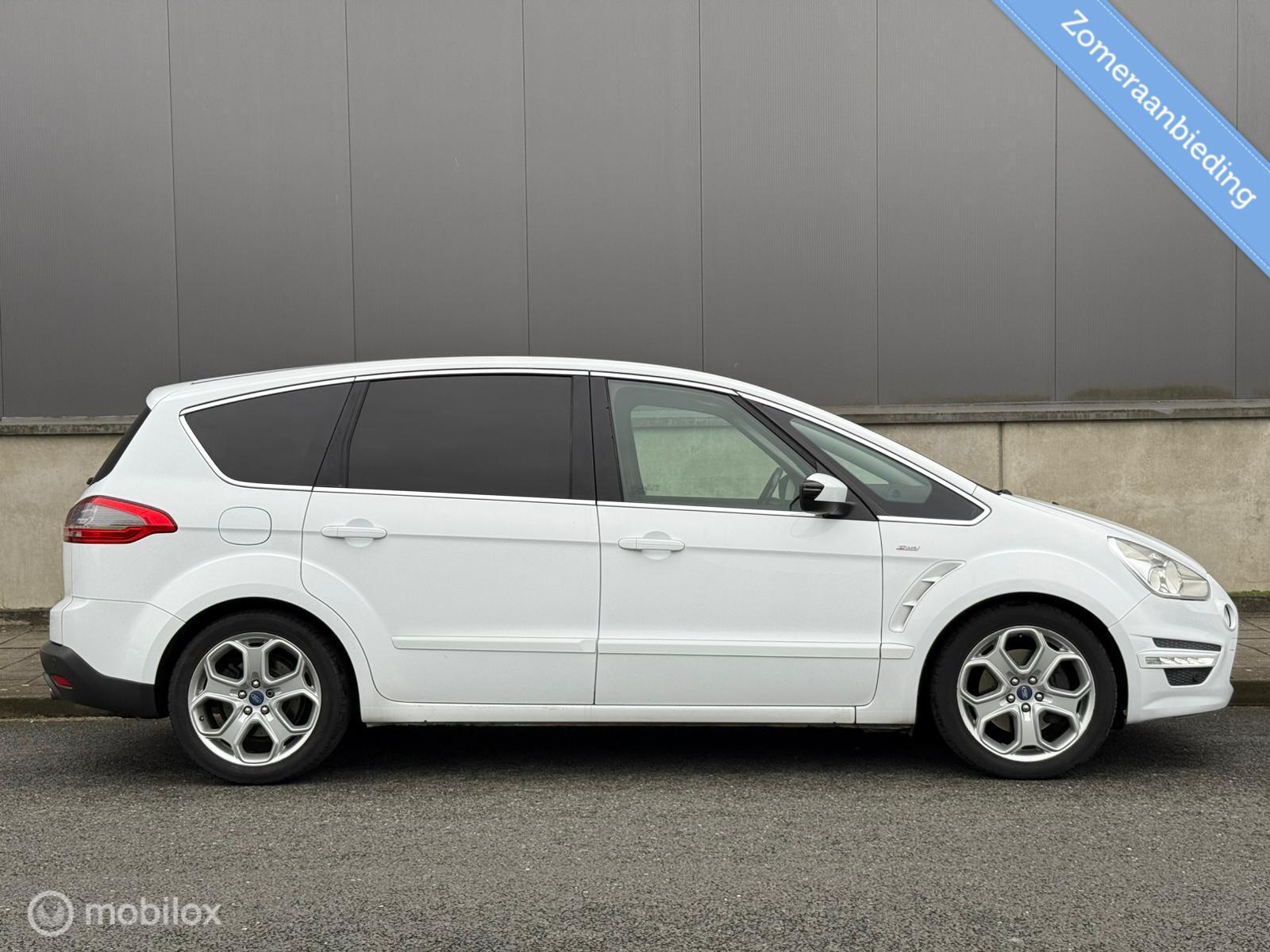 Foto van Ford S-max
