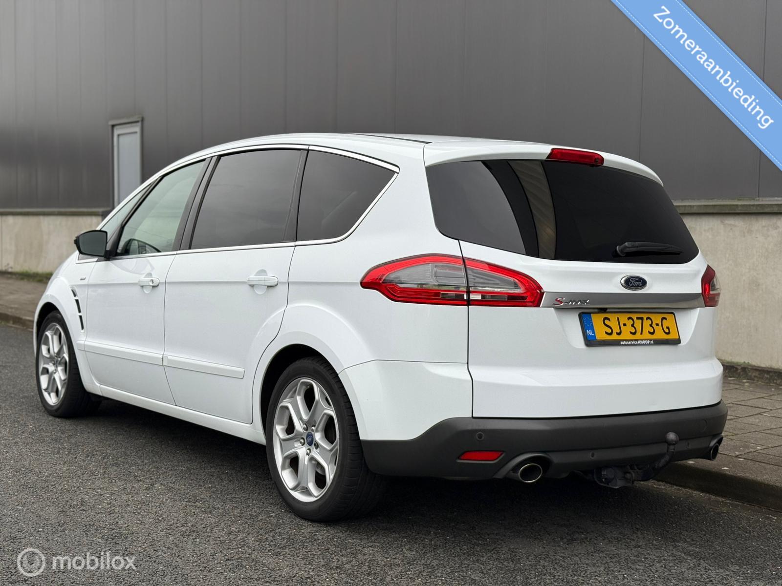 Foto van Ford S-max
