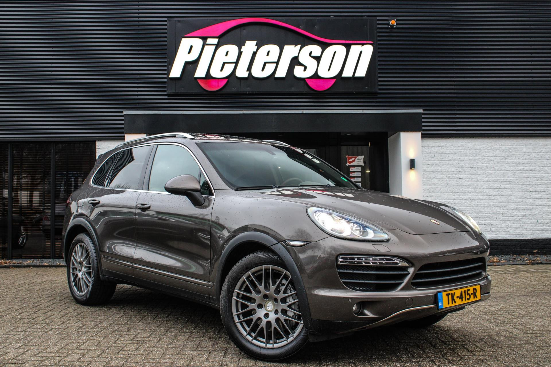 Foto van PORSCHE CAYENNE S