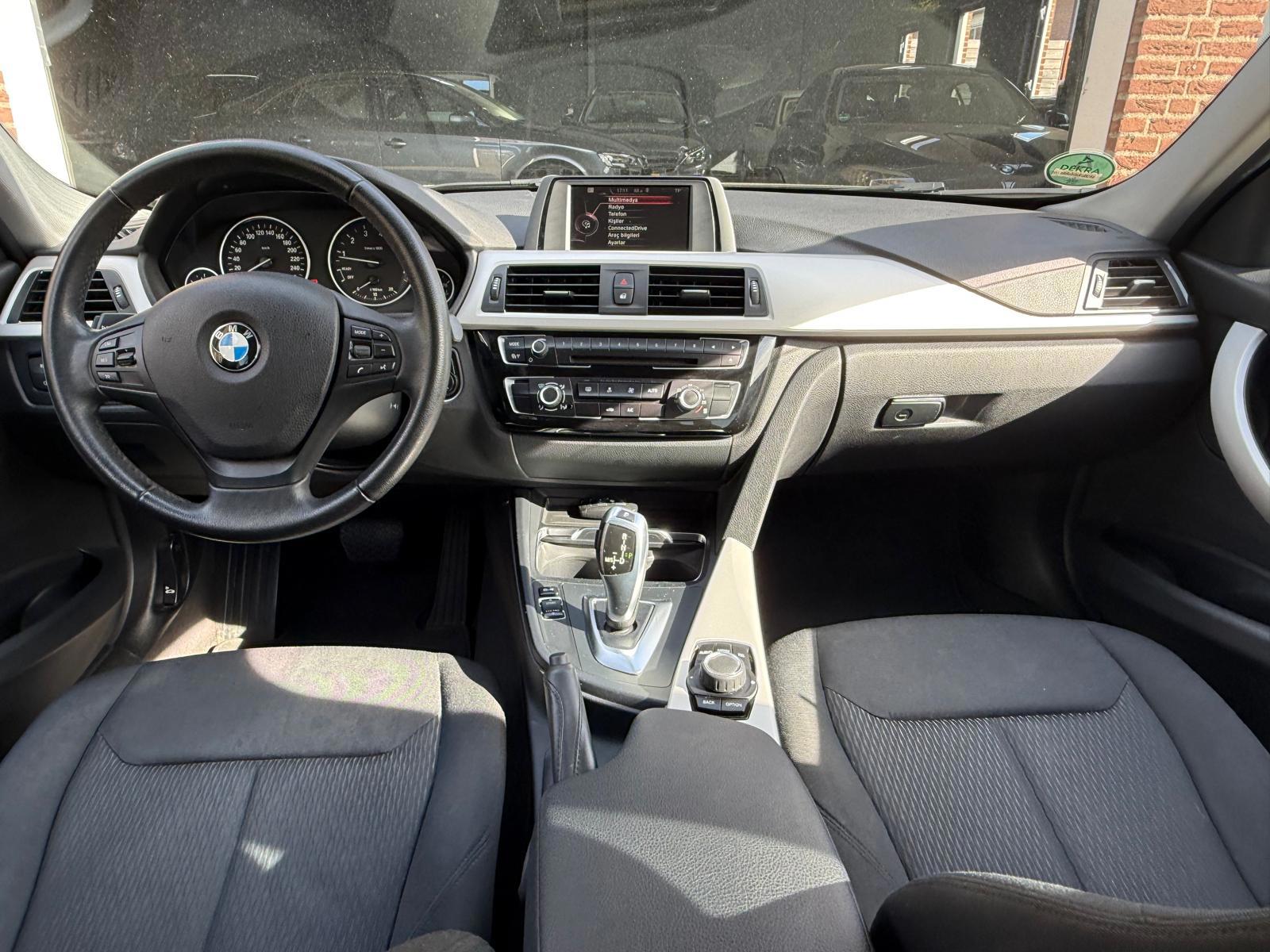 Foto van BMW 320i