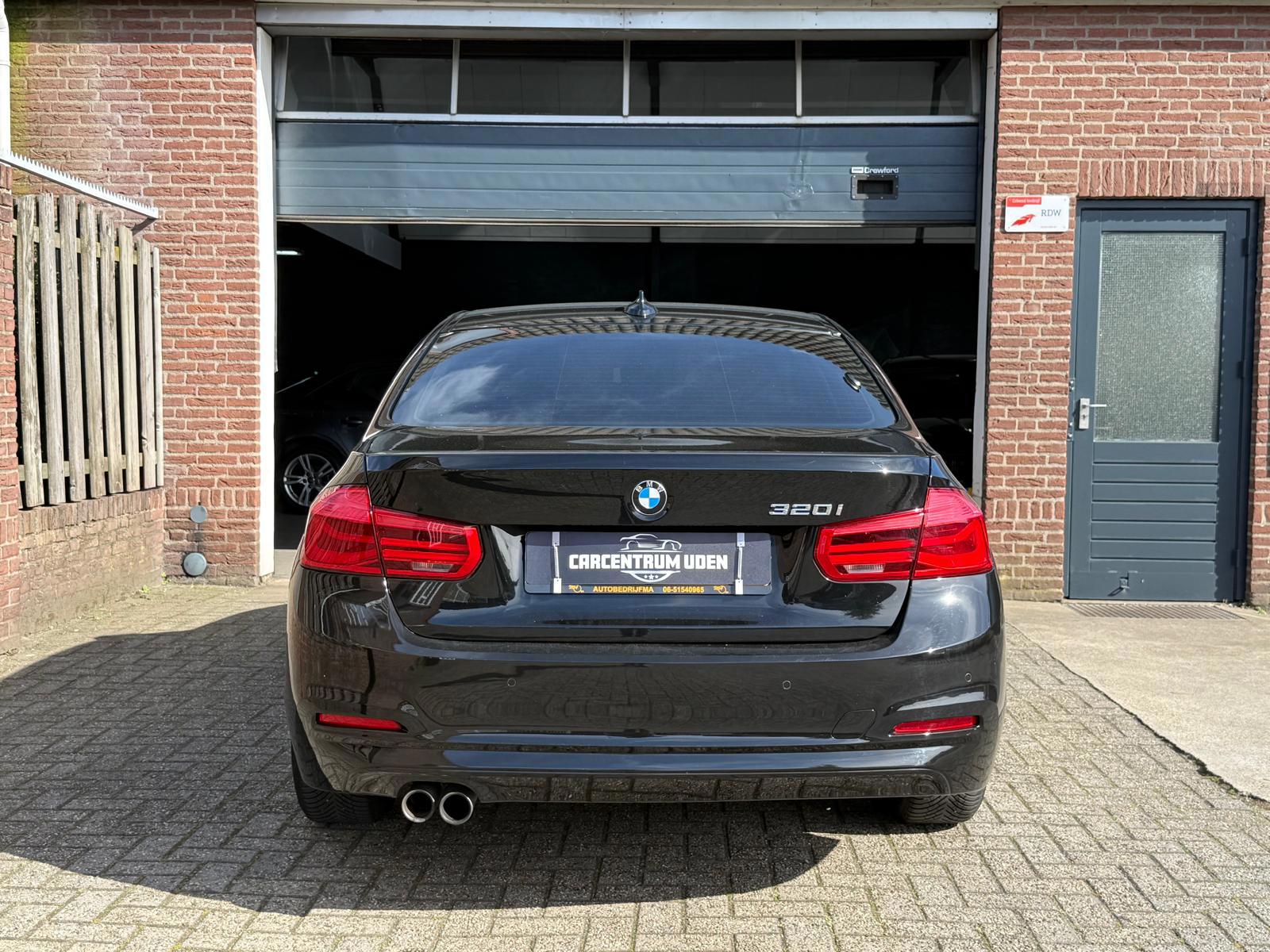 Foto van BMW 320i