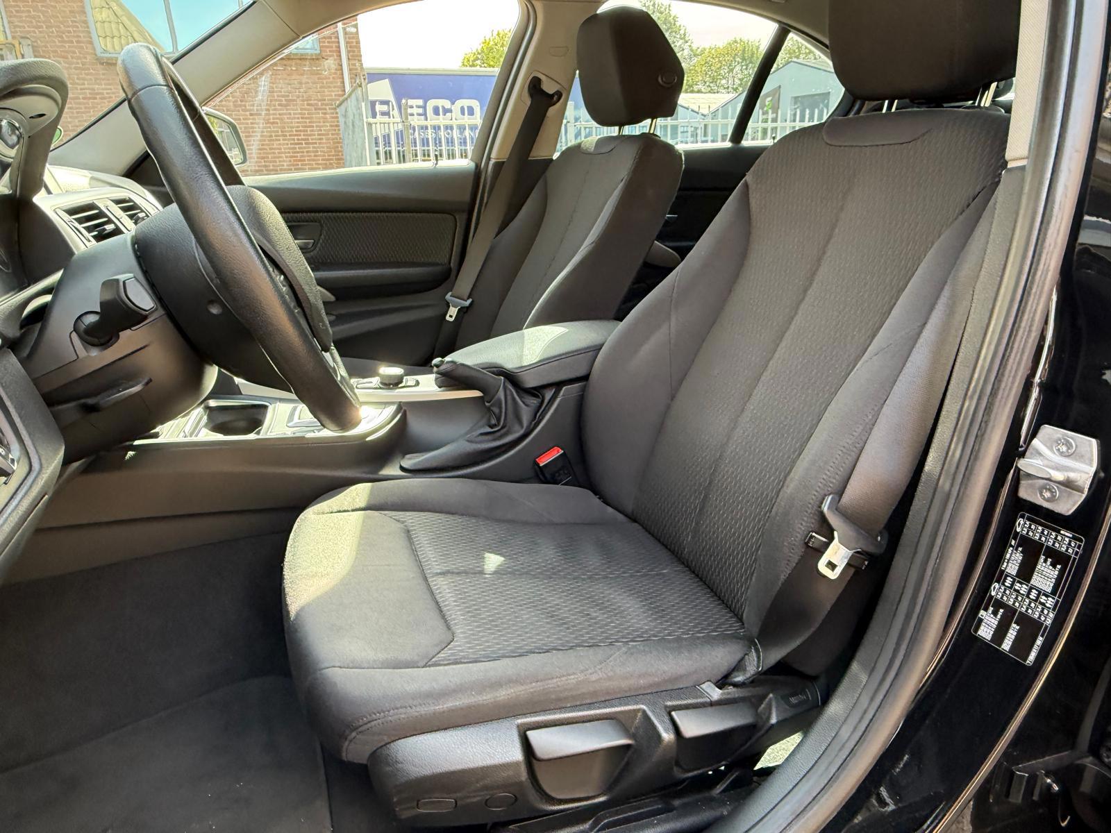 Foto van BMW 320i