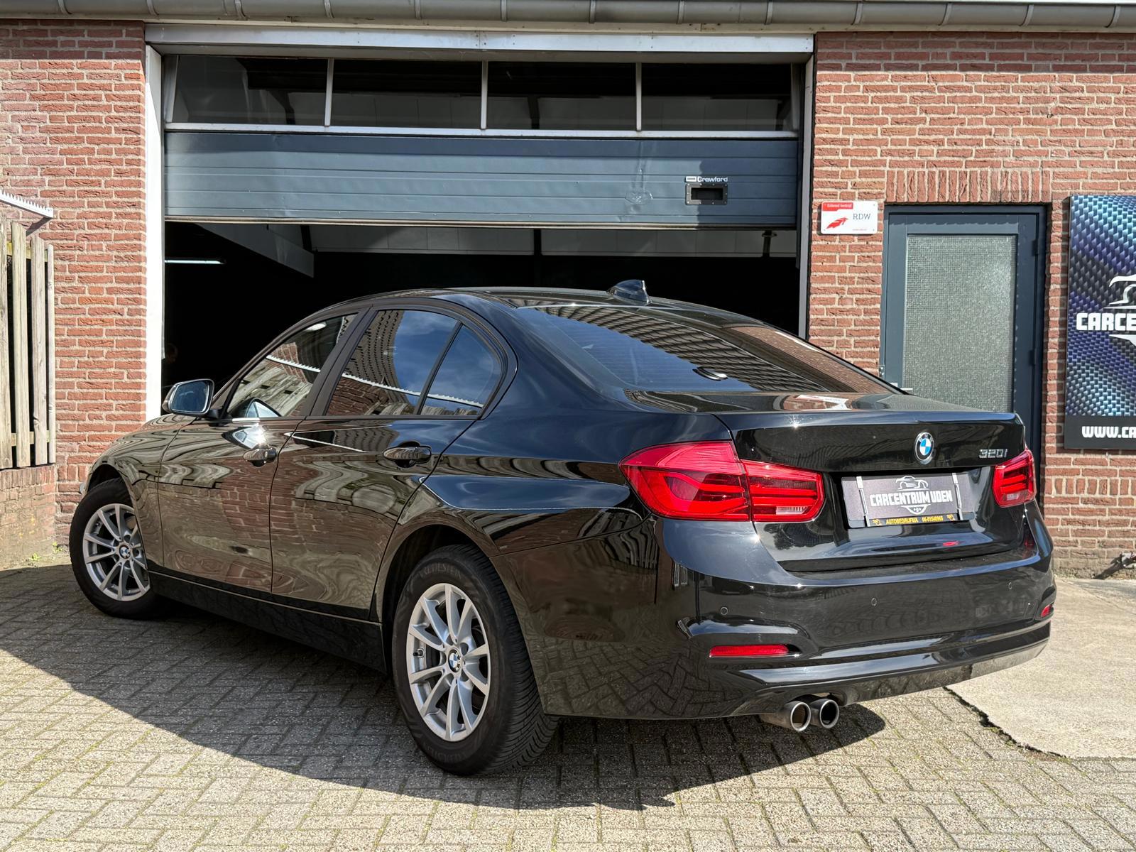 Foto van BMW 320i