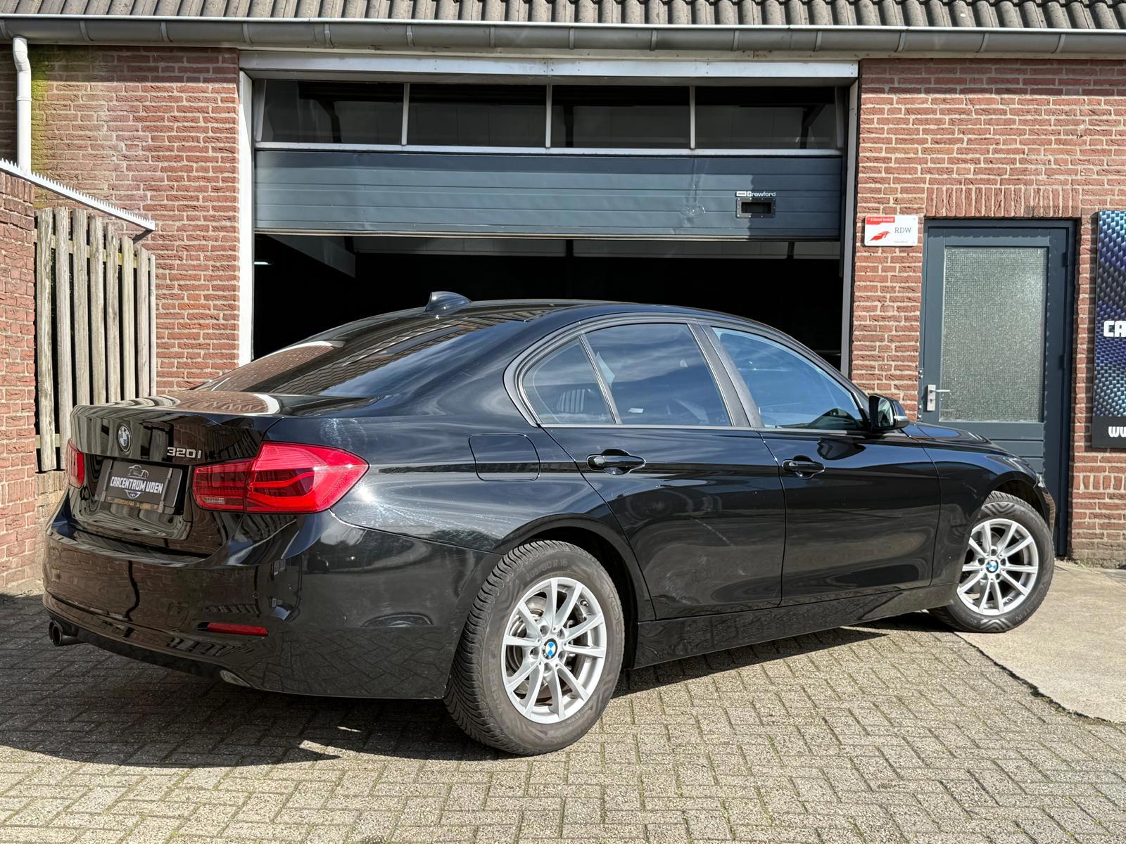 Foto van BMW 320i