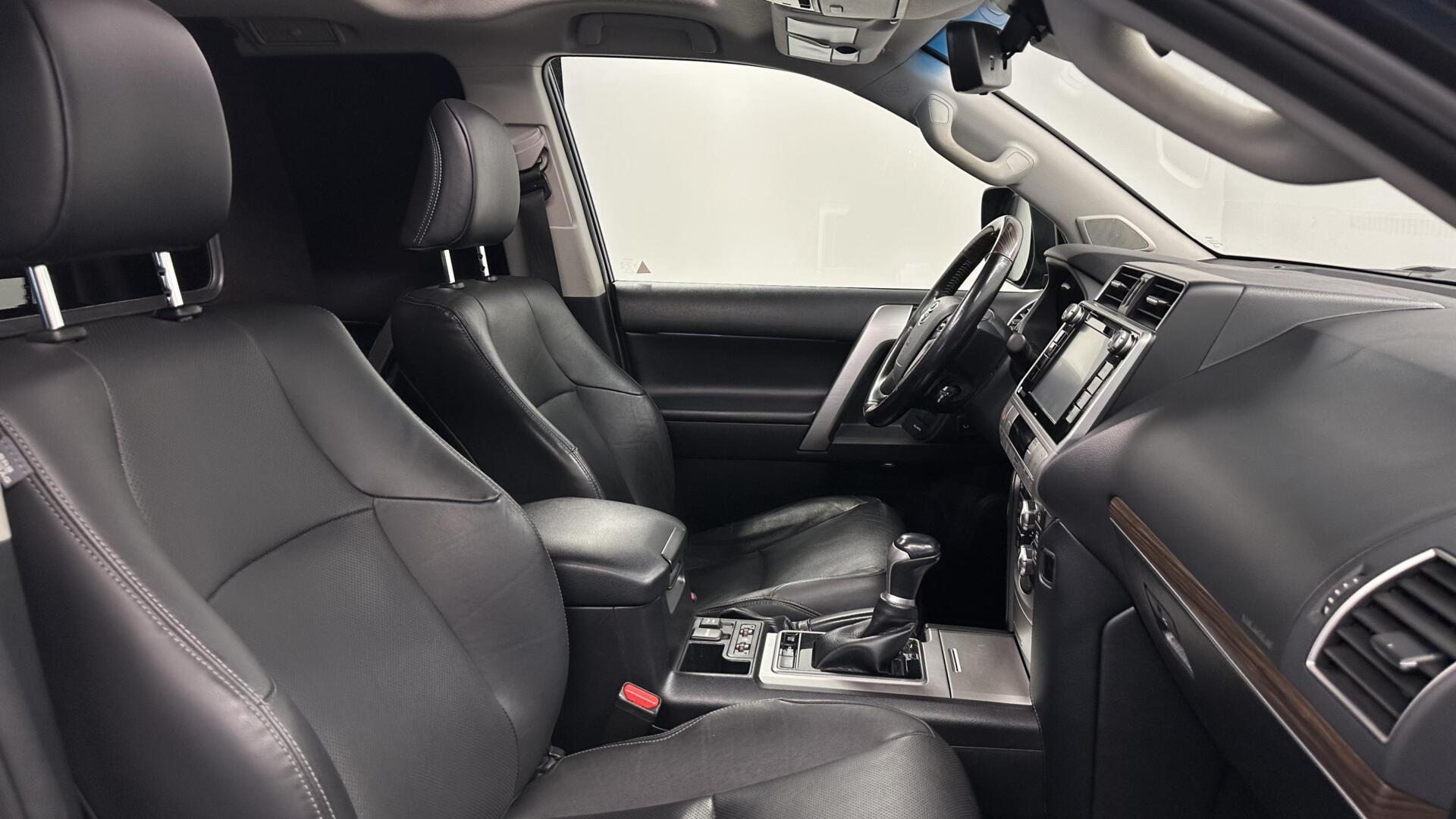 Foto van Toyota Toyota Land Cruiser (150 Series)