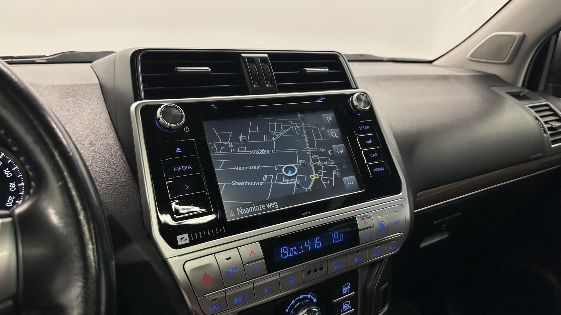 Foto van Toyota Toyota Land Cruiser (150 Series)