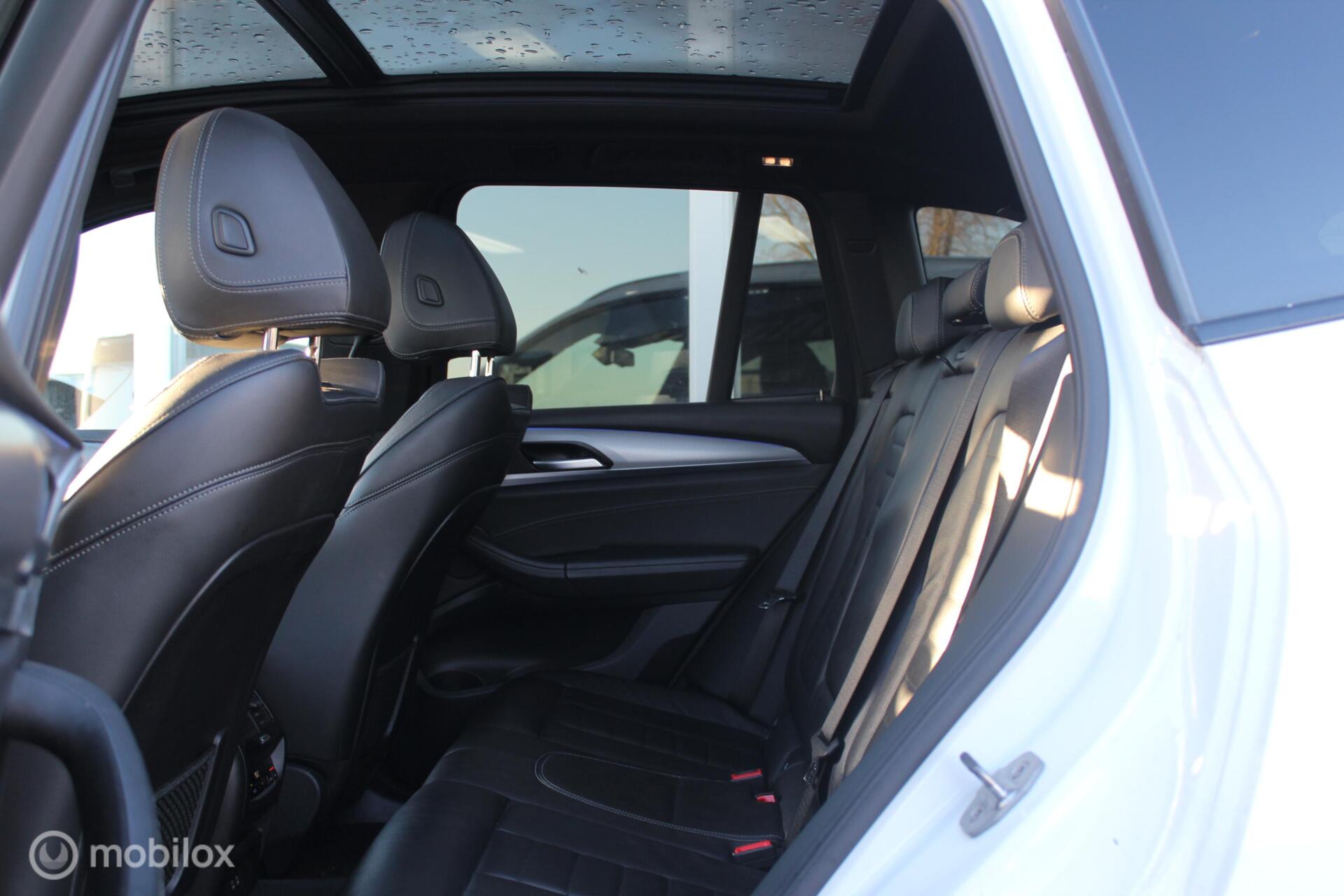 Foto van BMW X3 Xdrive30i