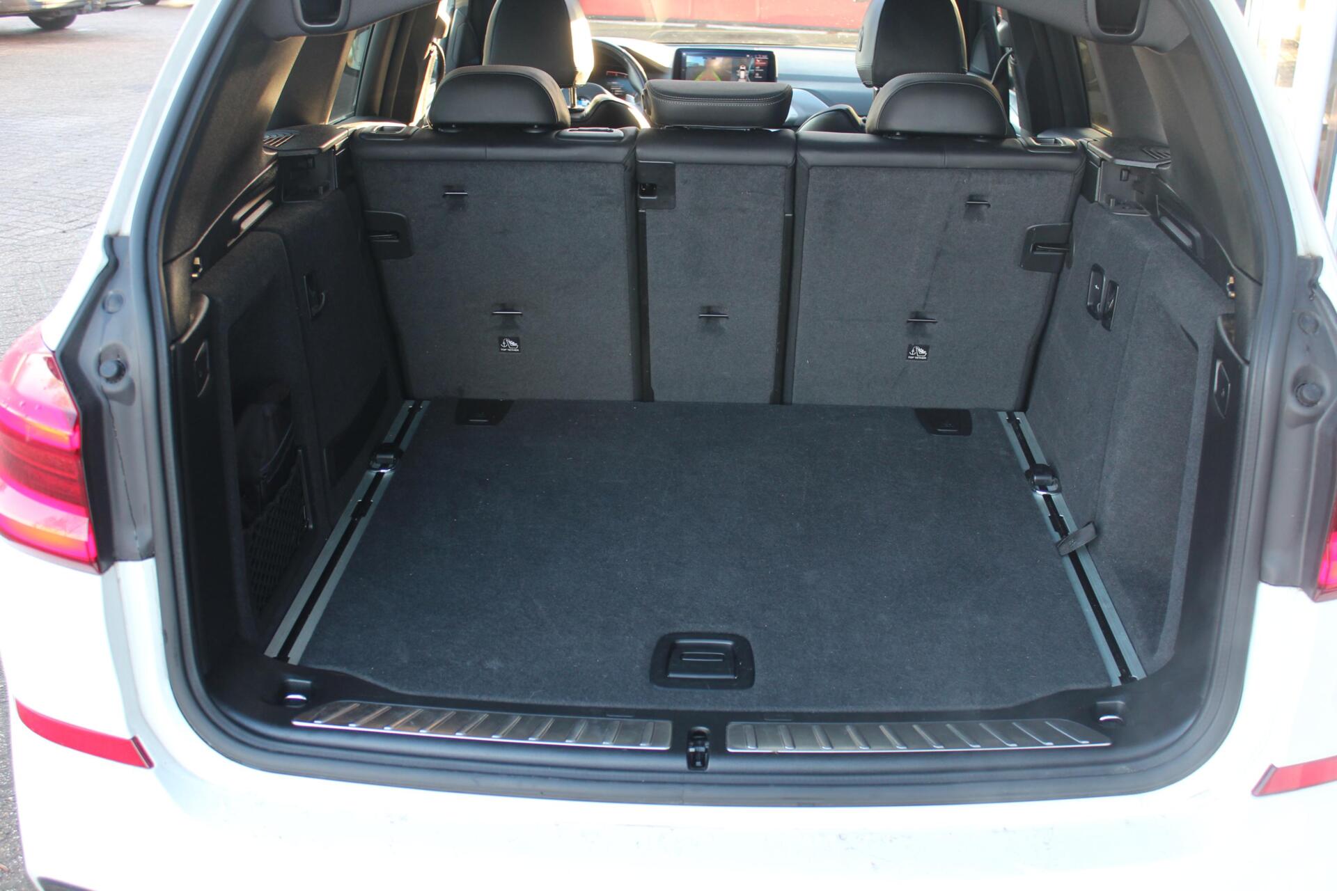 Foto van BMW X3 Xdrive30i