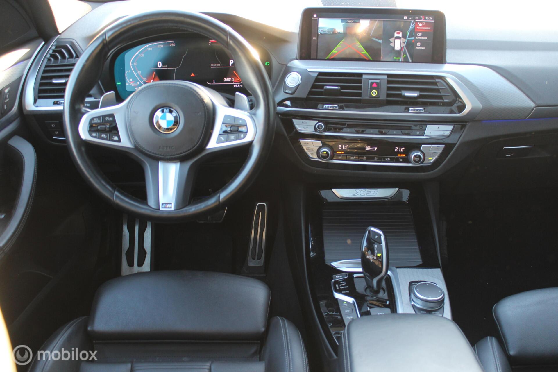 Foto van BMW X3 Xdrive30i