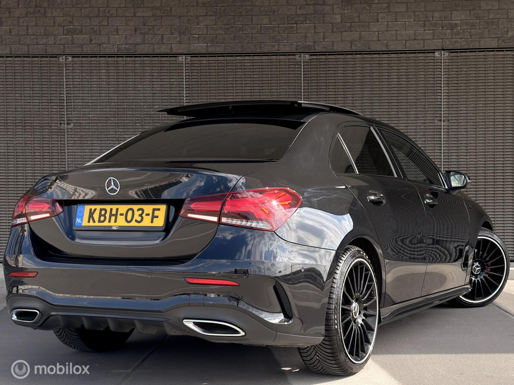 Foto van Mercedes-Benz A 200